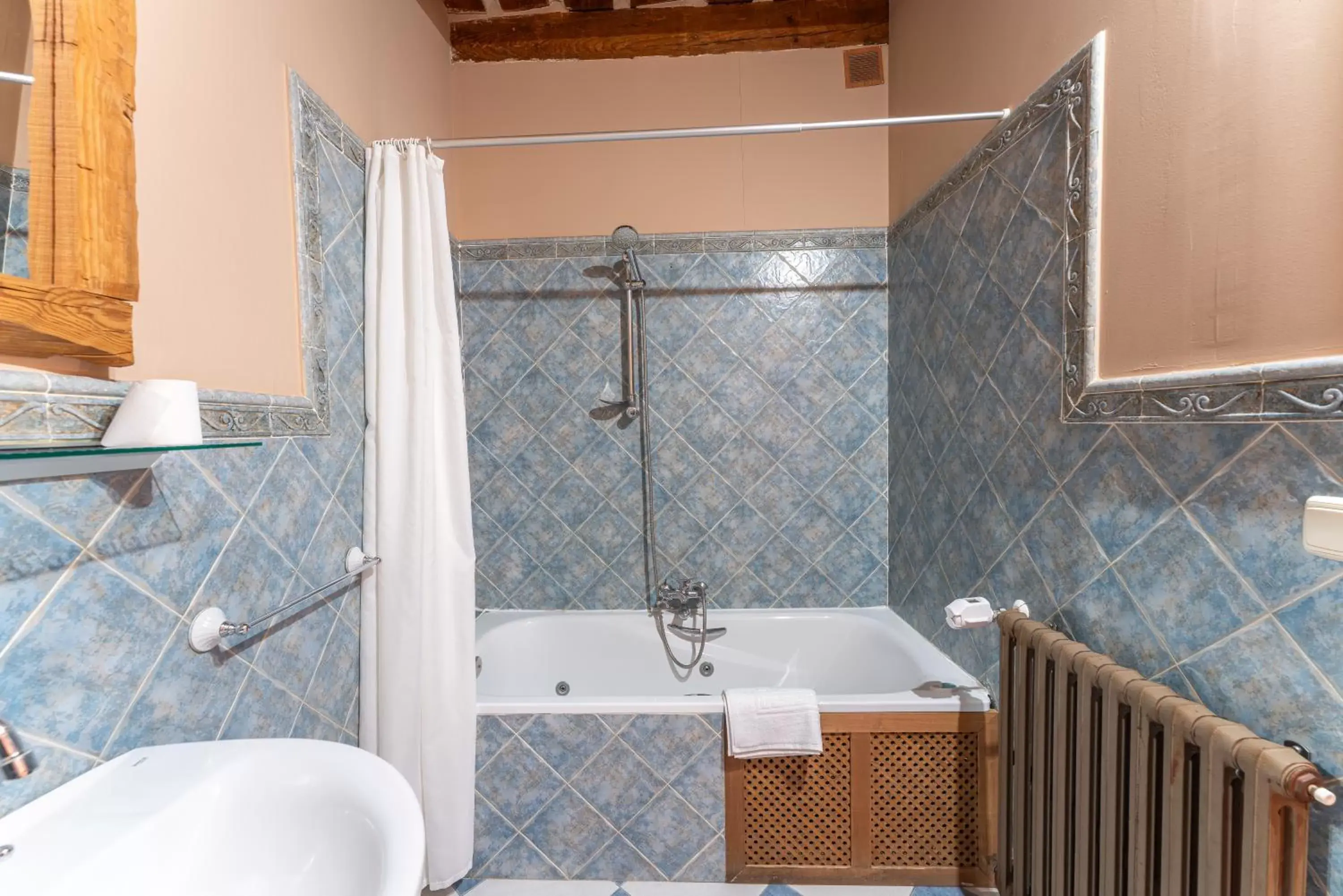 Bathroom in Hotel Rincón Castellano