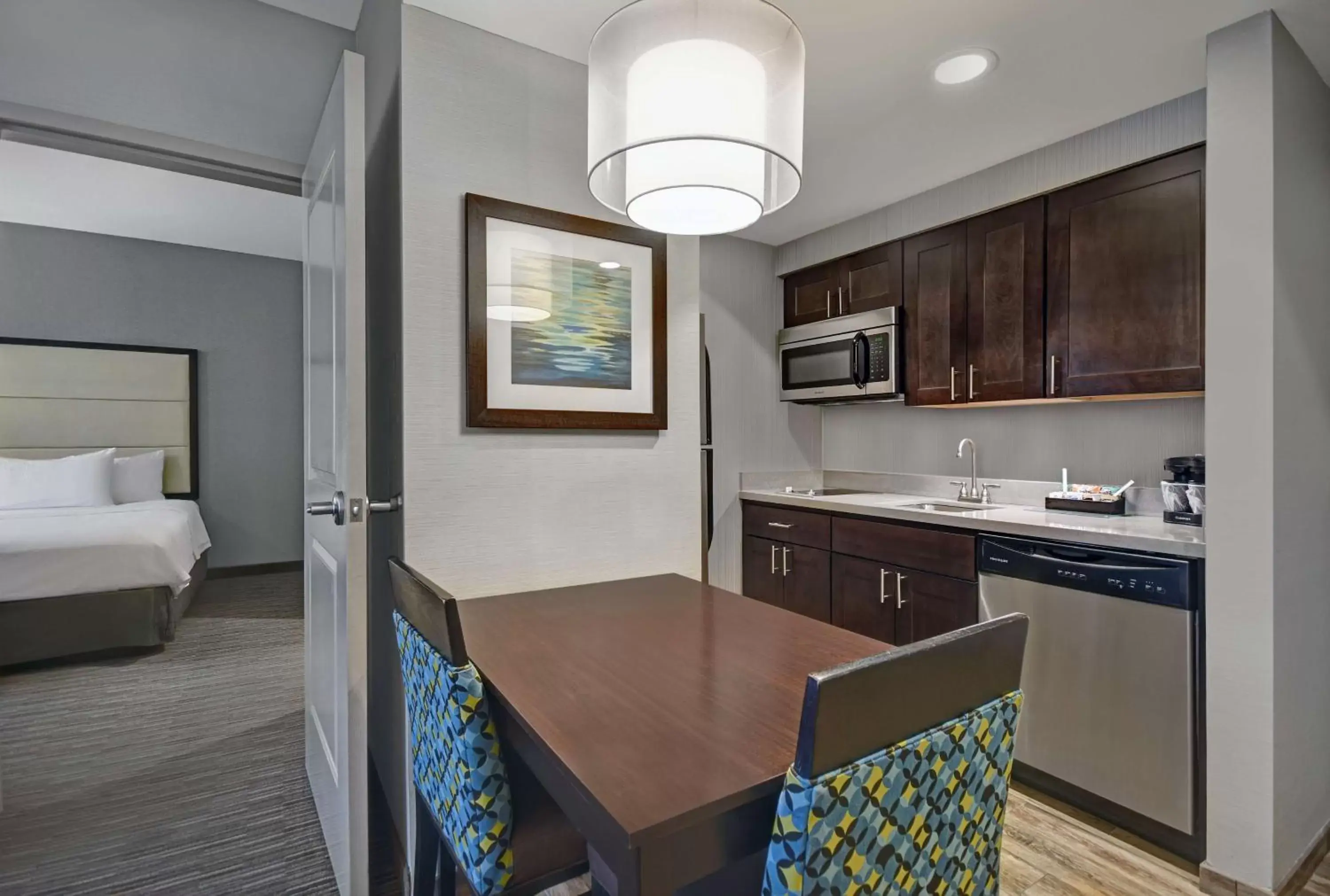 Kitchen or kitchenette, Kitchen/Kitchenette in Homewood Suites by Hilton Hamilton, NJ