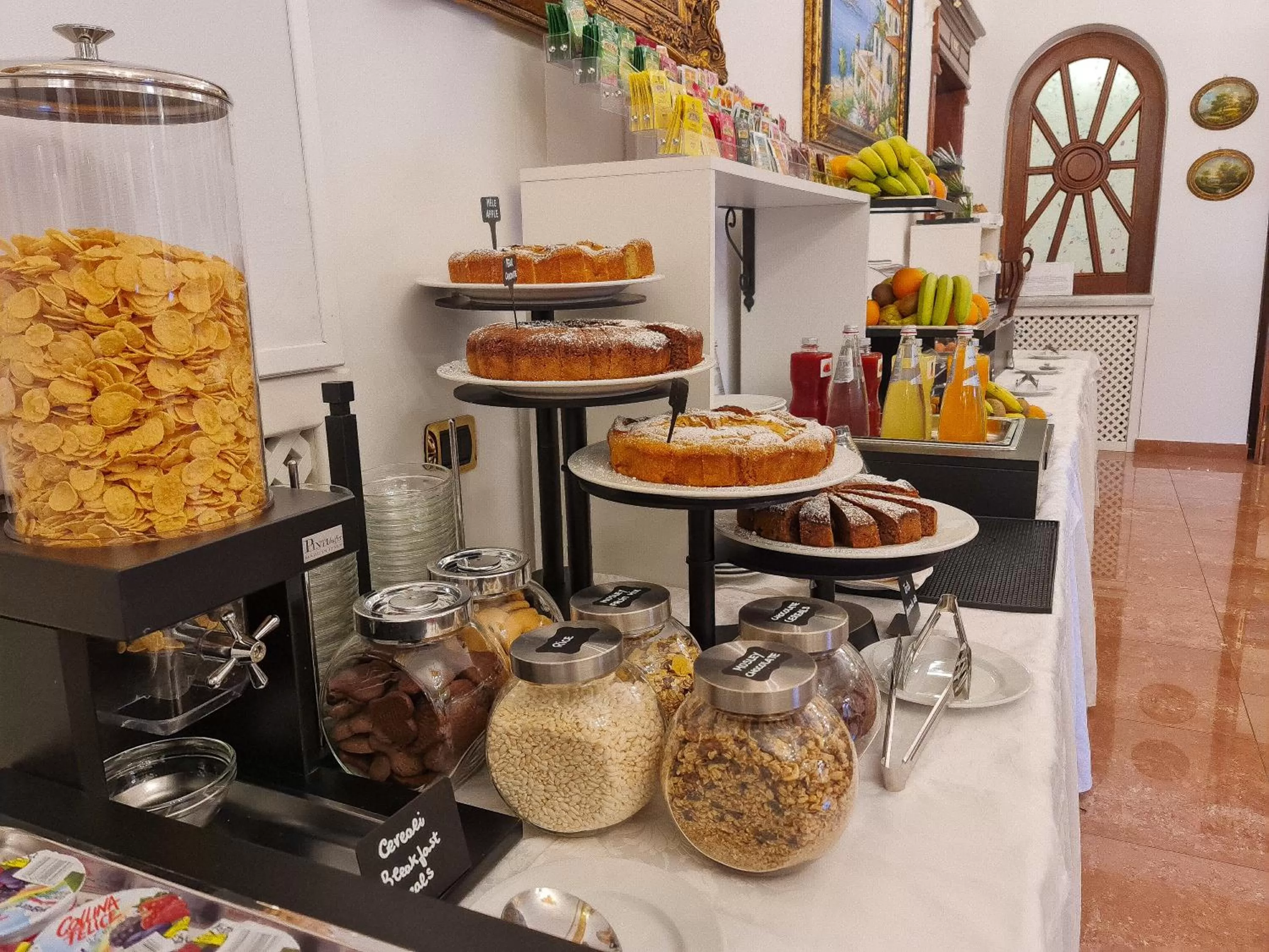 Breakfast in Euro Hotel Iglesias