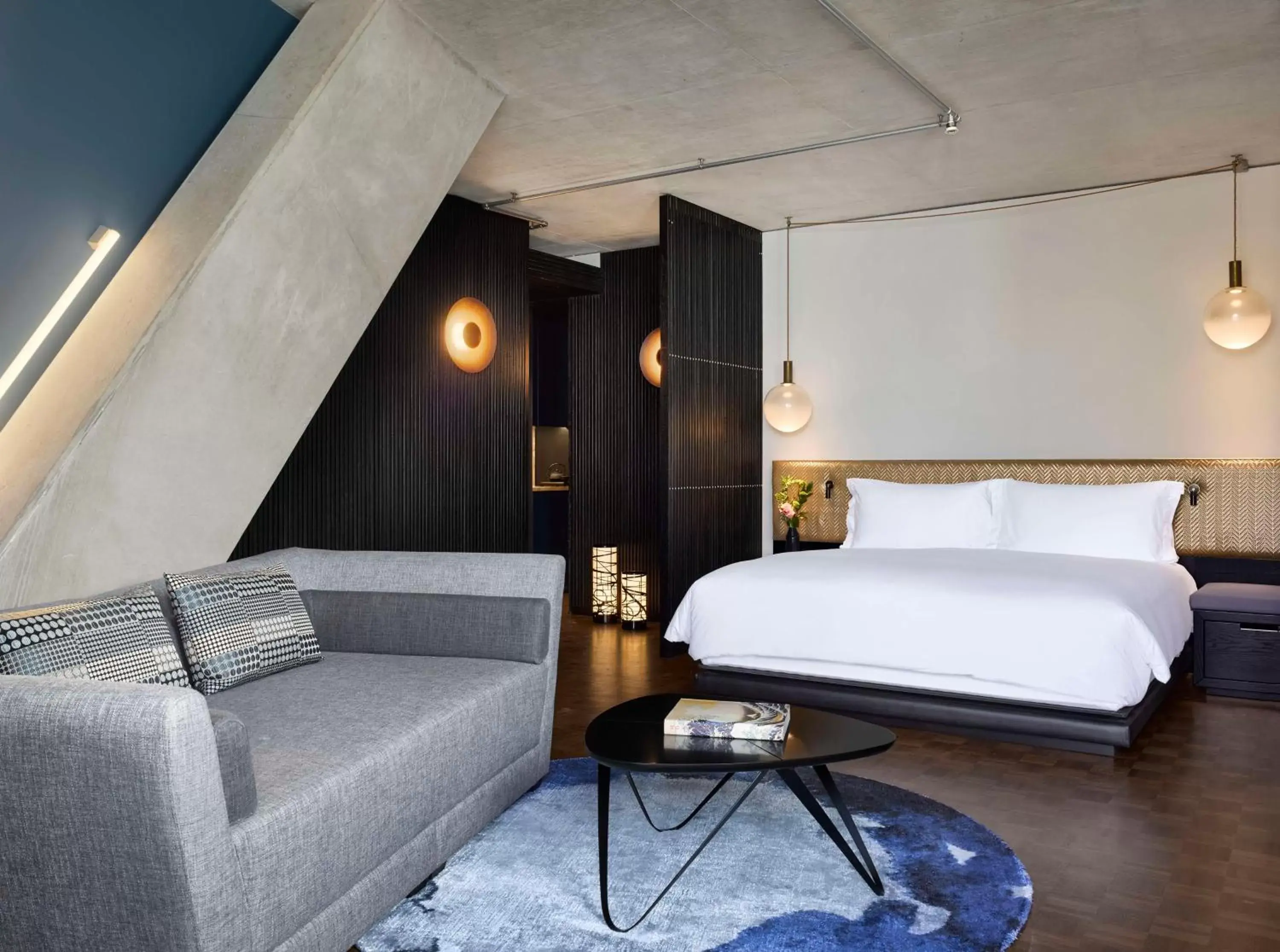 Photo of the whole room, Bed in Nobu Hotel London Shoreditch