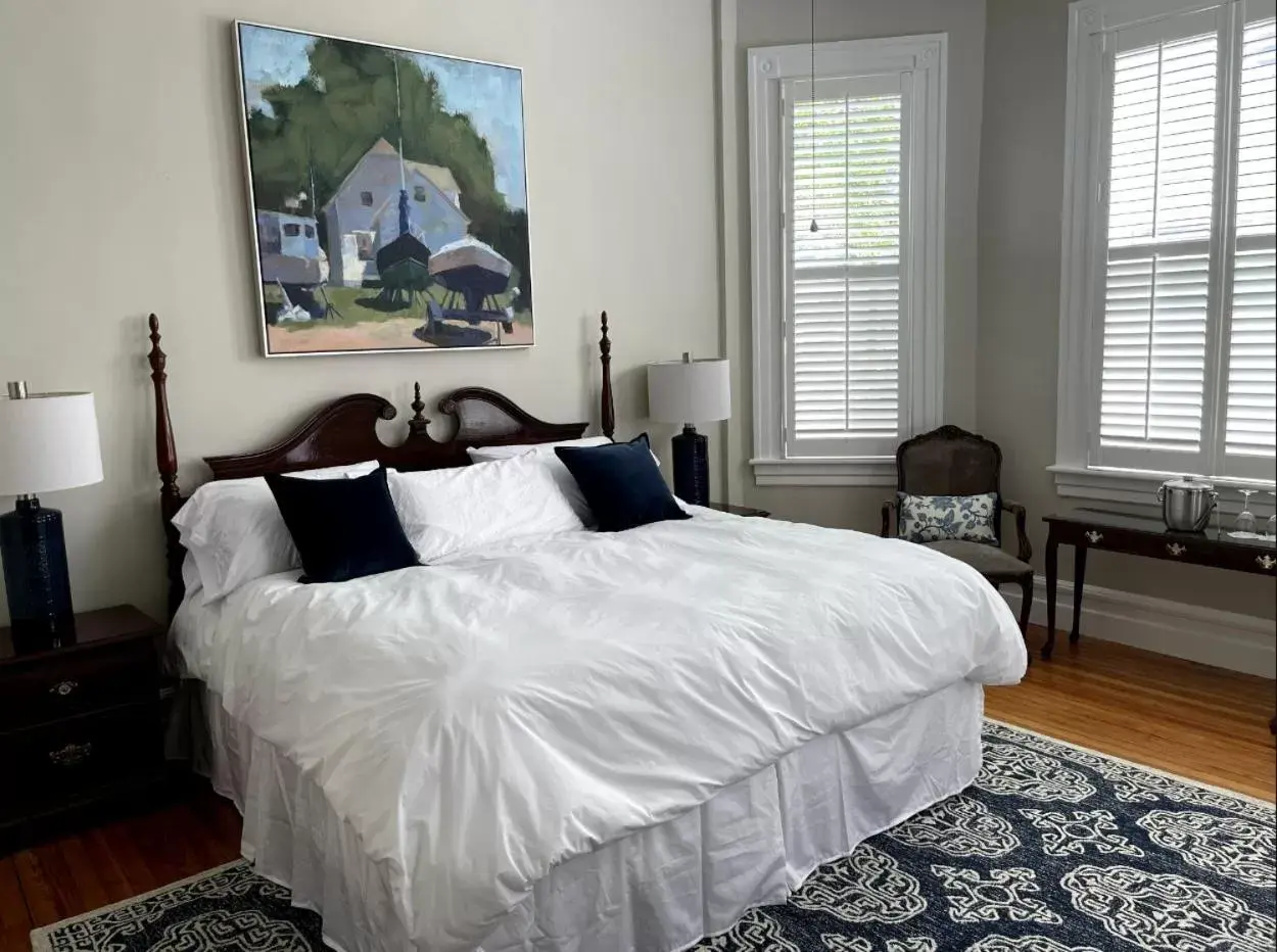 Double Room with Private Bathroom - single occupancy in The Edenton Collection-Captain's Quarters Inn