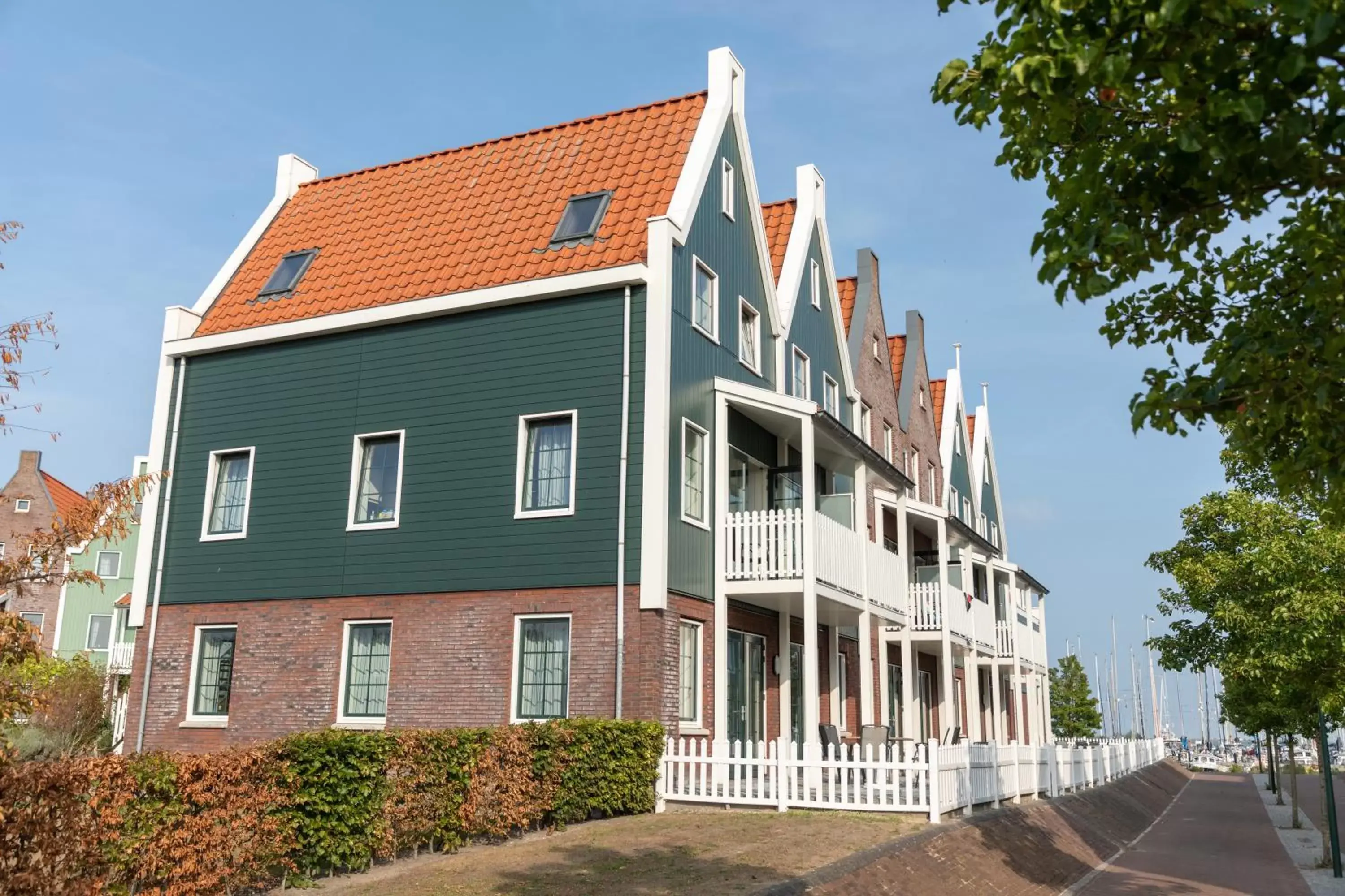 Street view, Property Building in Marinapark Volendam