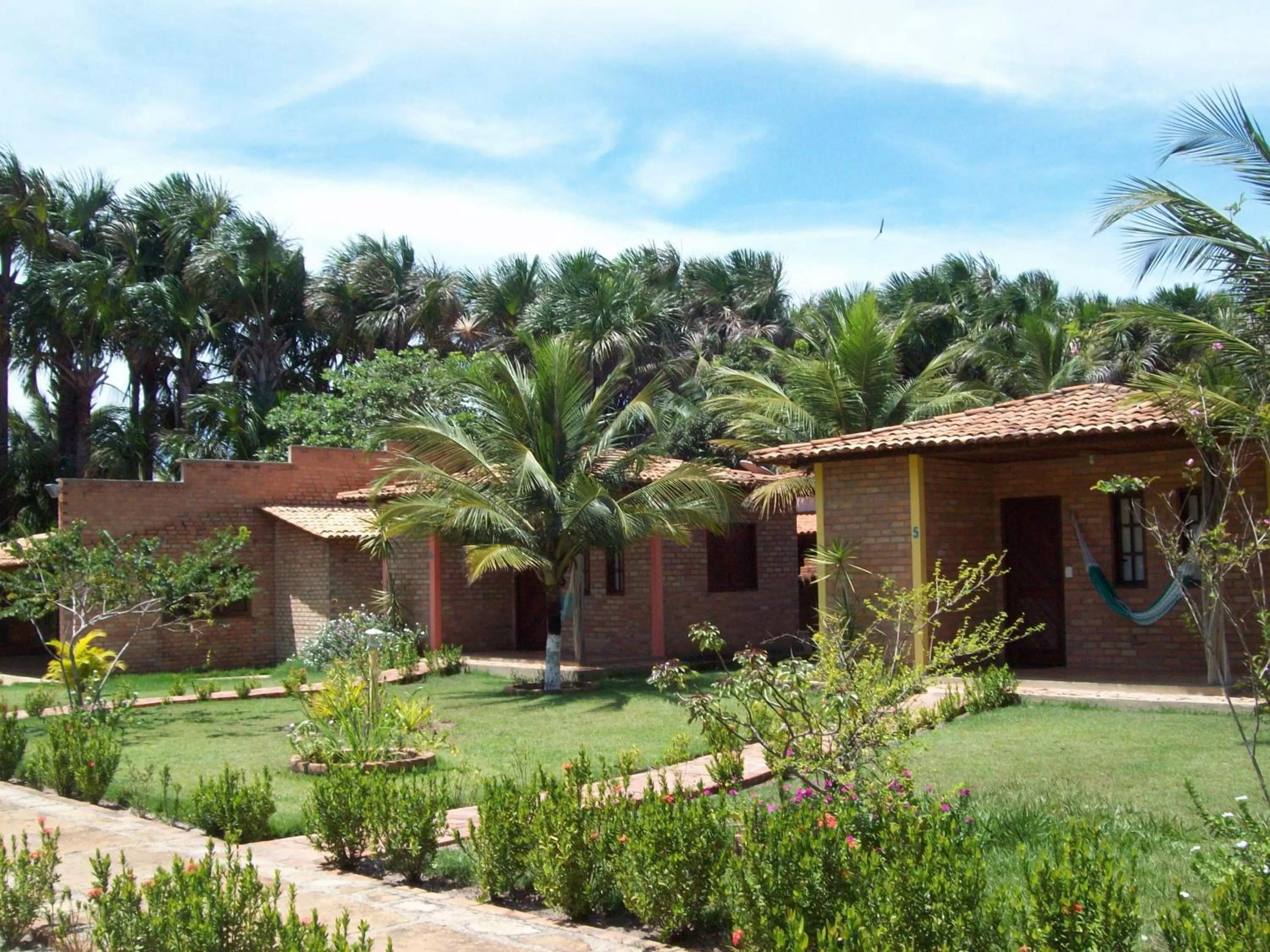 Facade/entrance, Property Building in Pousada do Riacho