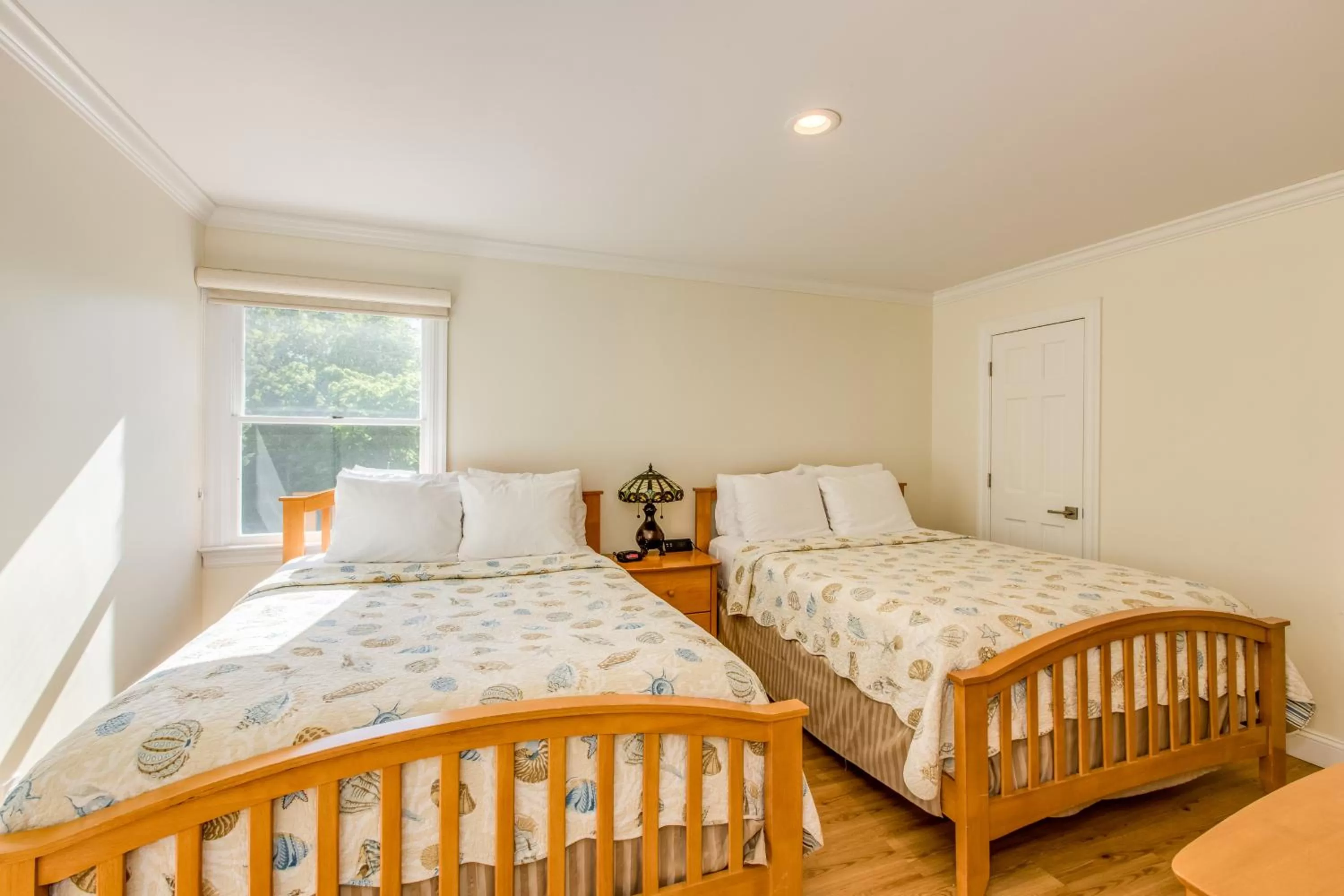 Colonial Shores Resort