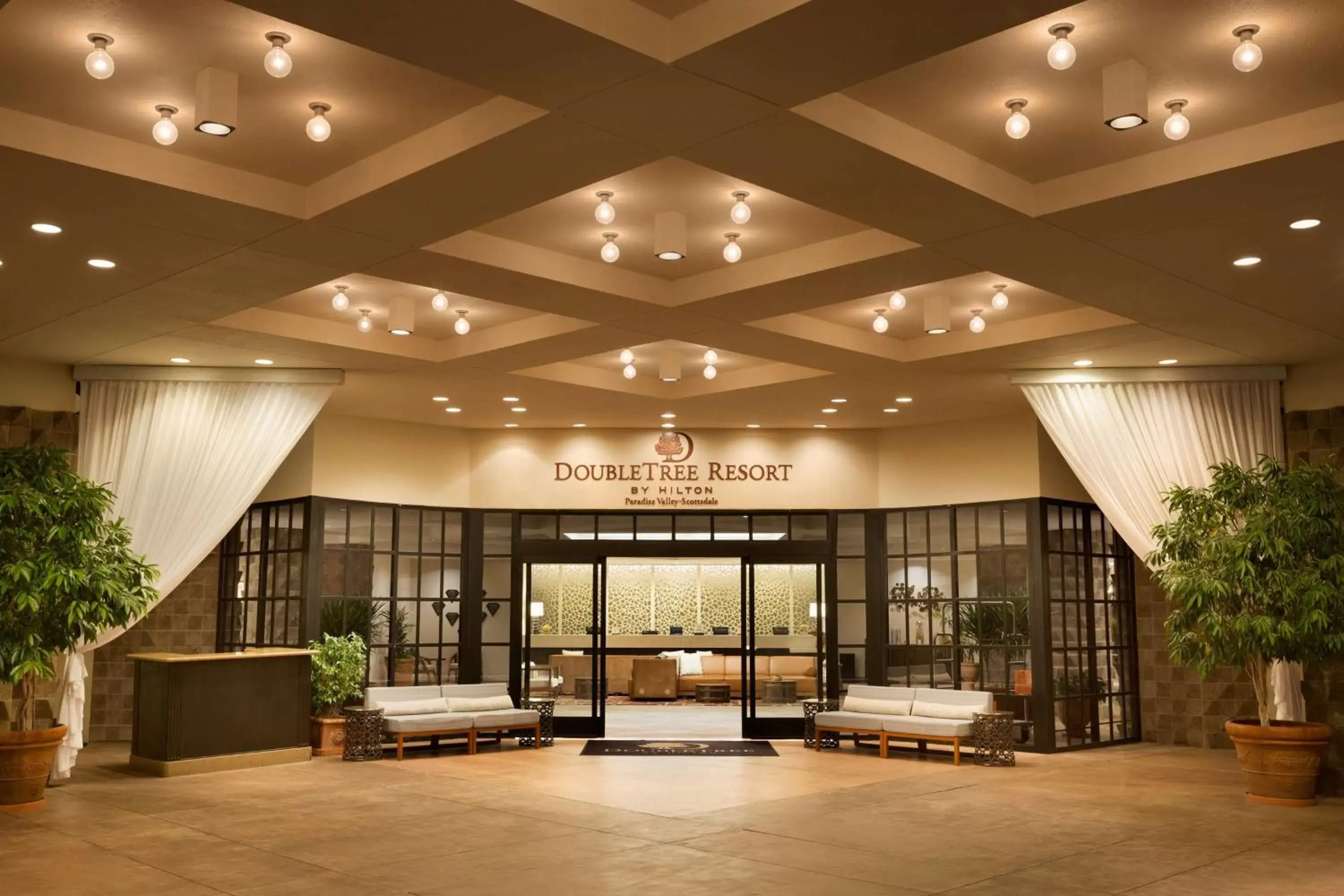 Property building in DoubleTree by Hilton Paradise Valley Resort Scottsdale