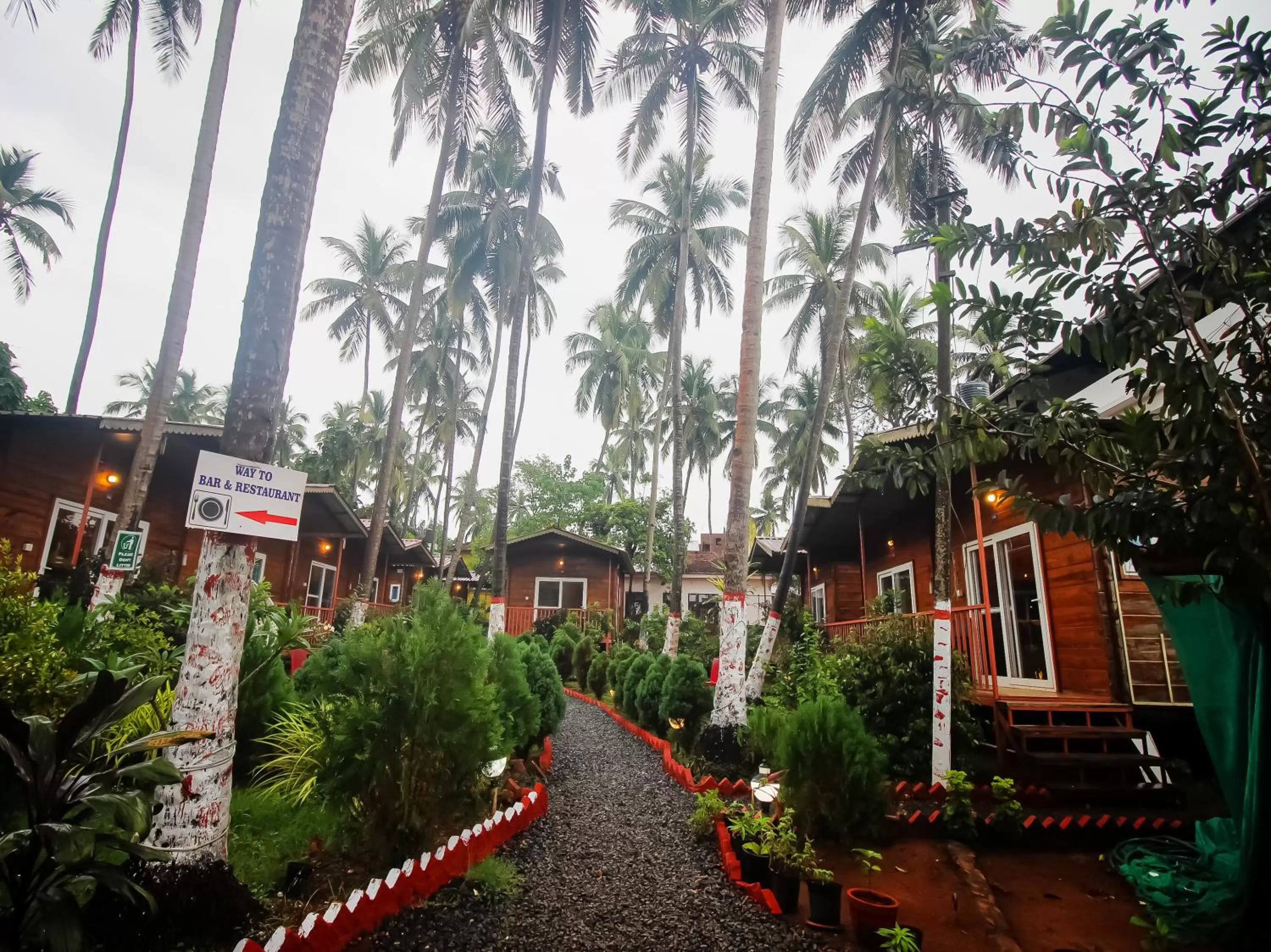 Facade/entrance in Mariners Bay Beach Resort