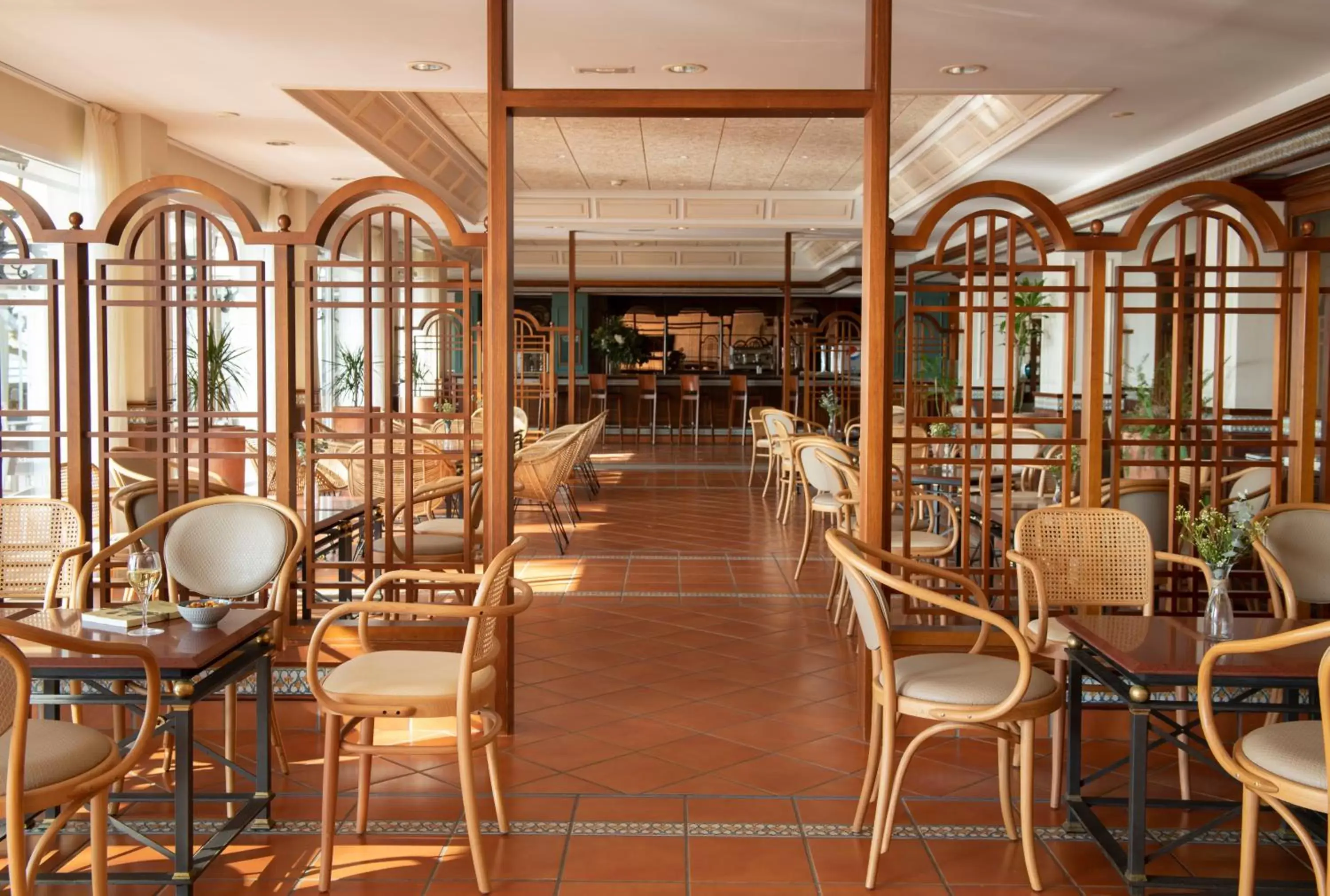 Restaurant/Places to Eat in Hotel Roses Platja