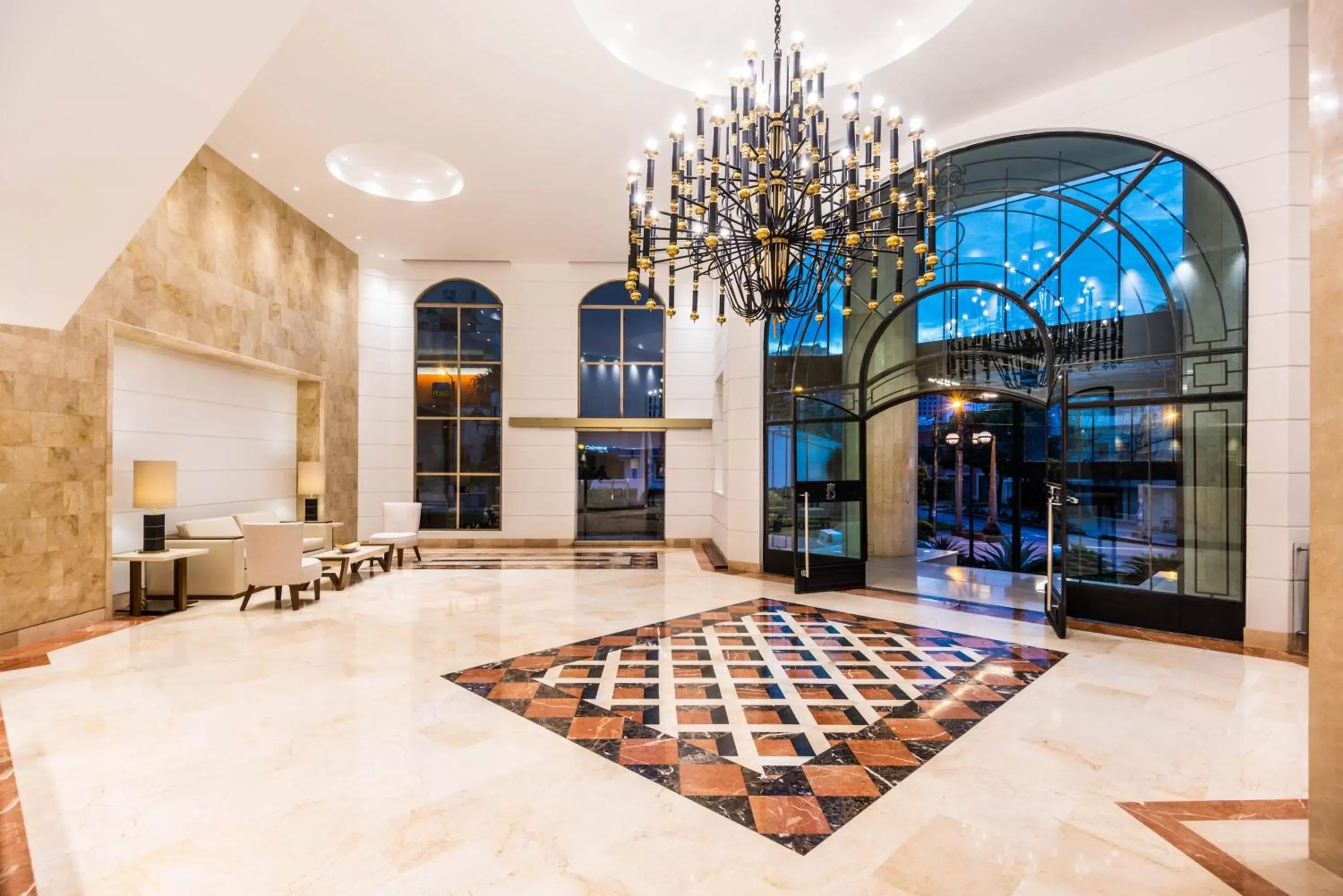 Lobby or reception in Hotel Dann Carlton Bucaramanga