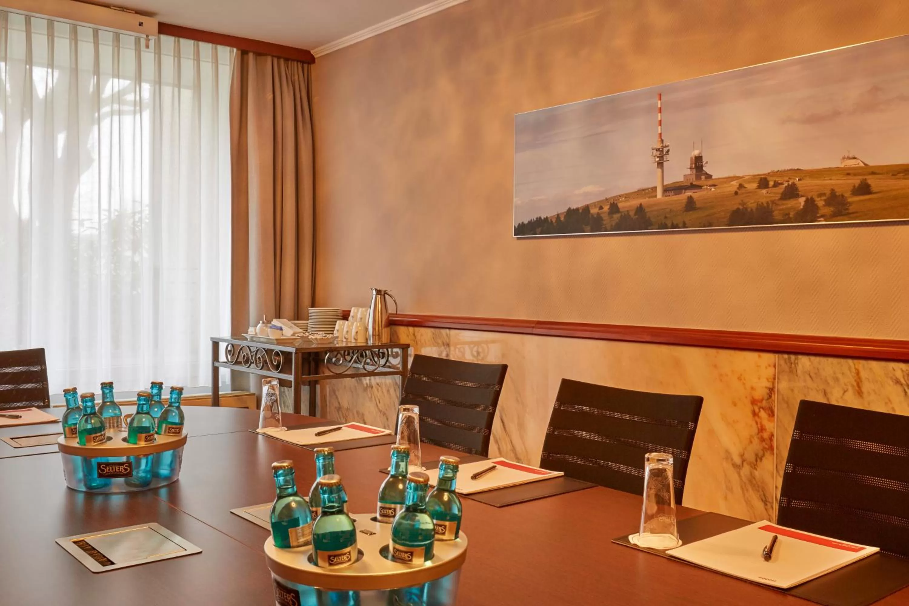 Meeting/conference room in H4 Hotel Frankfurt Messe