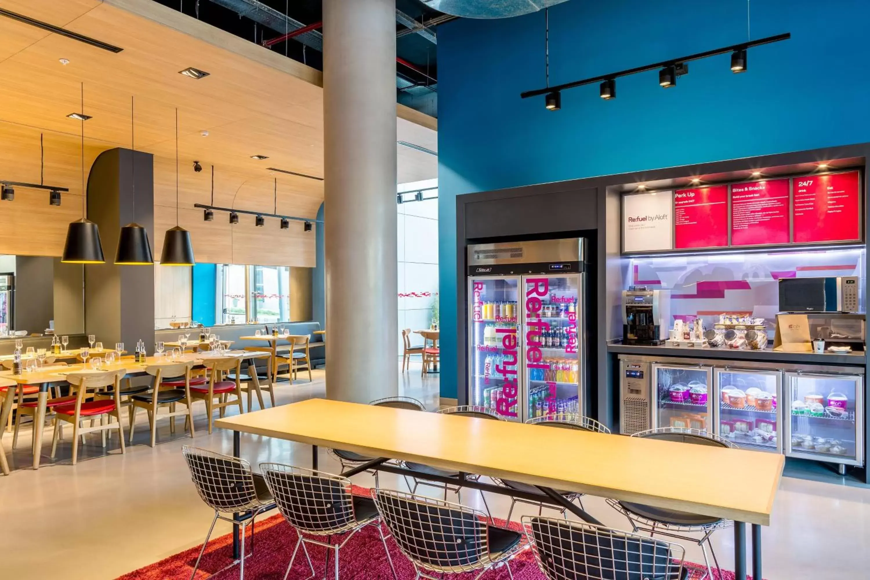 Restaurant/Places to Eat in Aloft Montevideo Hotel - MARRIOTT