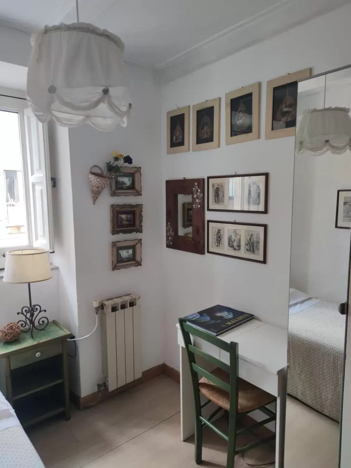 Bedroom, Dining Area in I Vespri