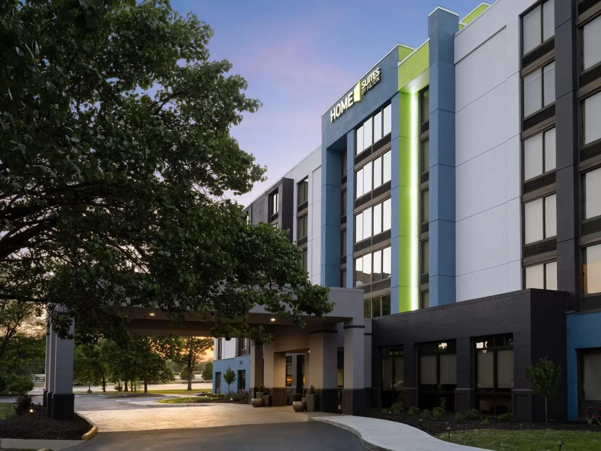 Property Building in Home2 Suites by Hilton Indianapolis - Keystone Crossing