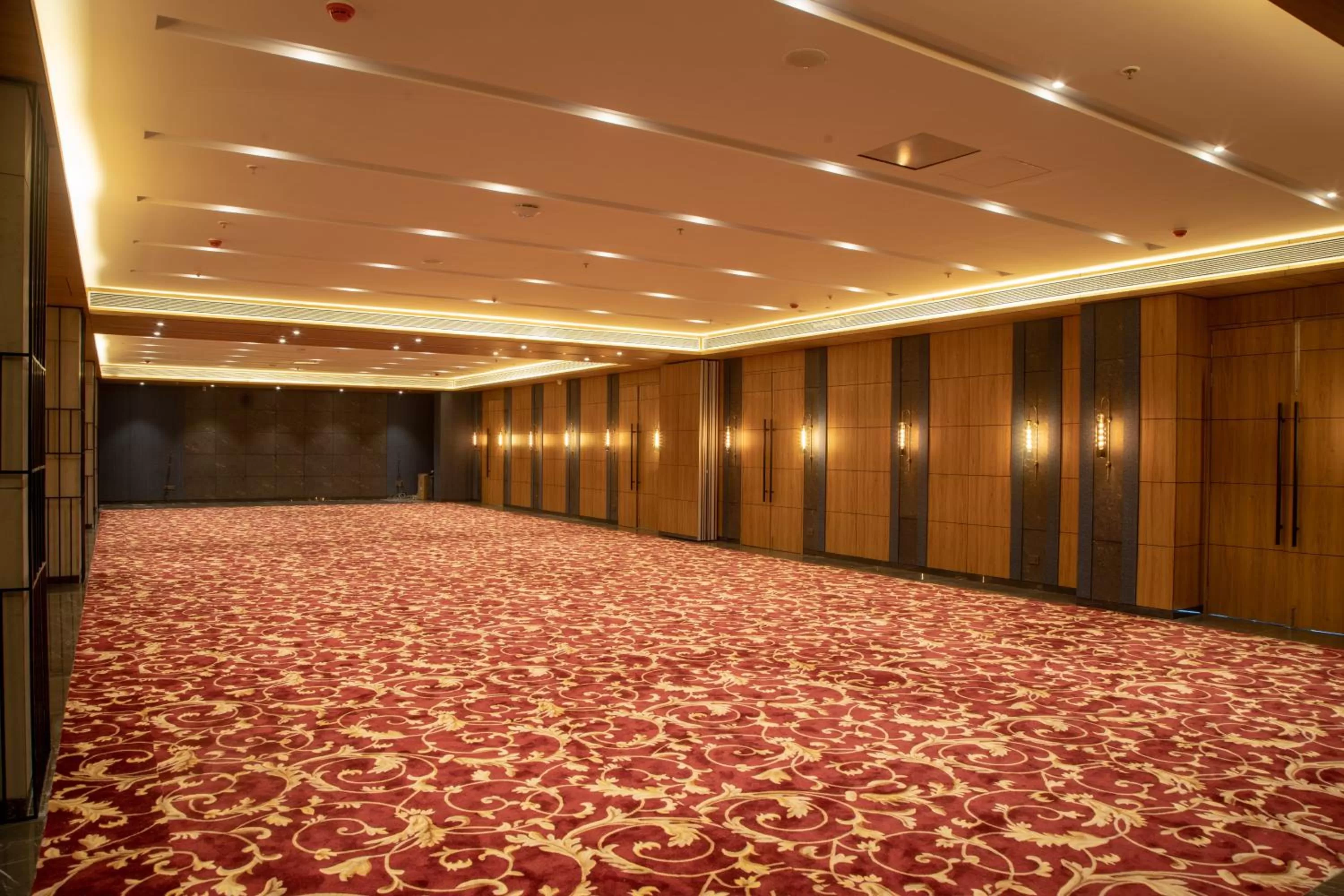 Banquet/Function facilities, Banquet Facilities in The Monarch at Chakan MIDC, Pune