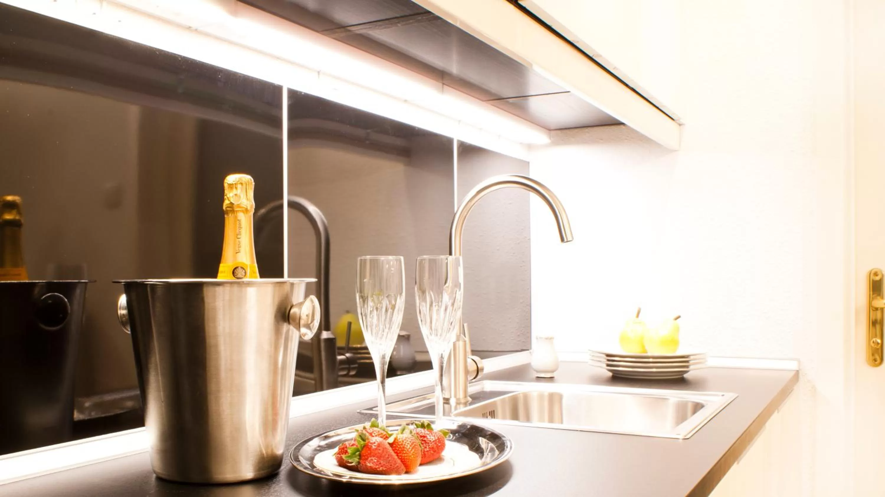 Coffee/tea facilities in Milford Suites Budapest