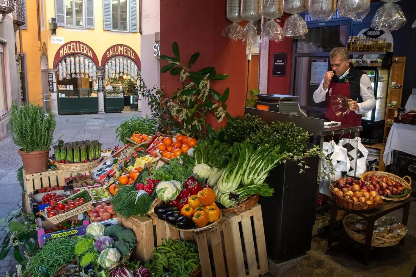 On-site shops in Hotel Gabbani