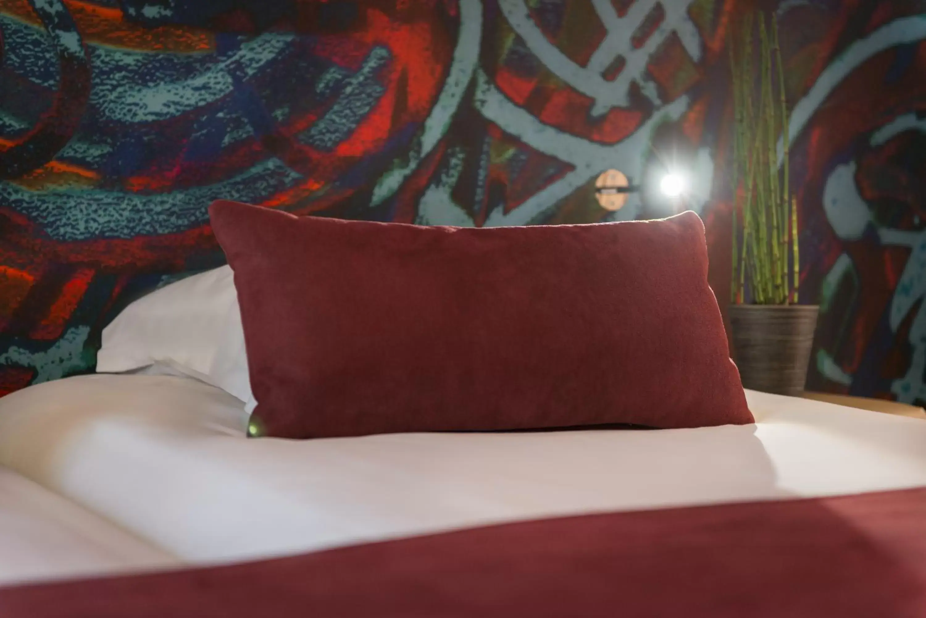 Bed in Le Bon Hôtel