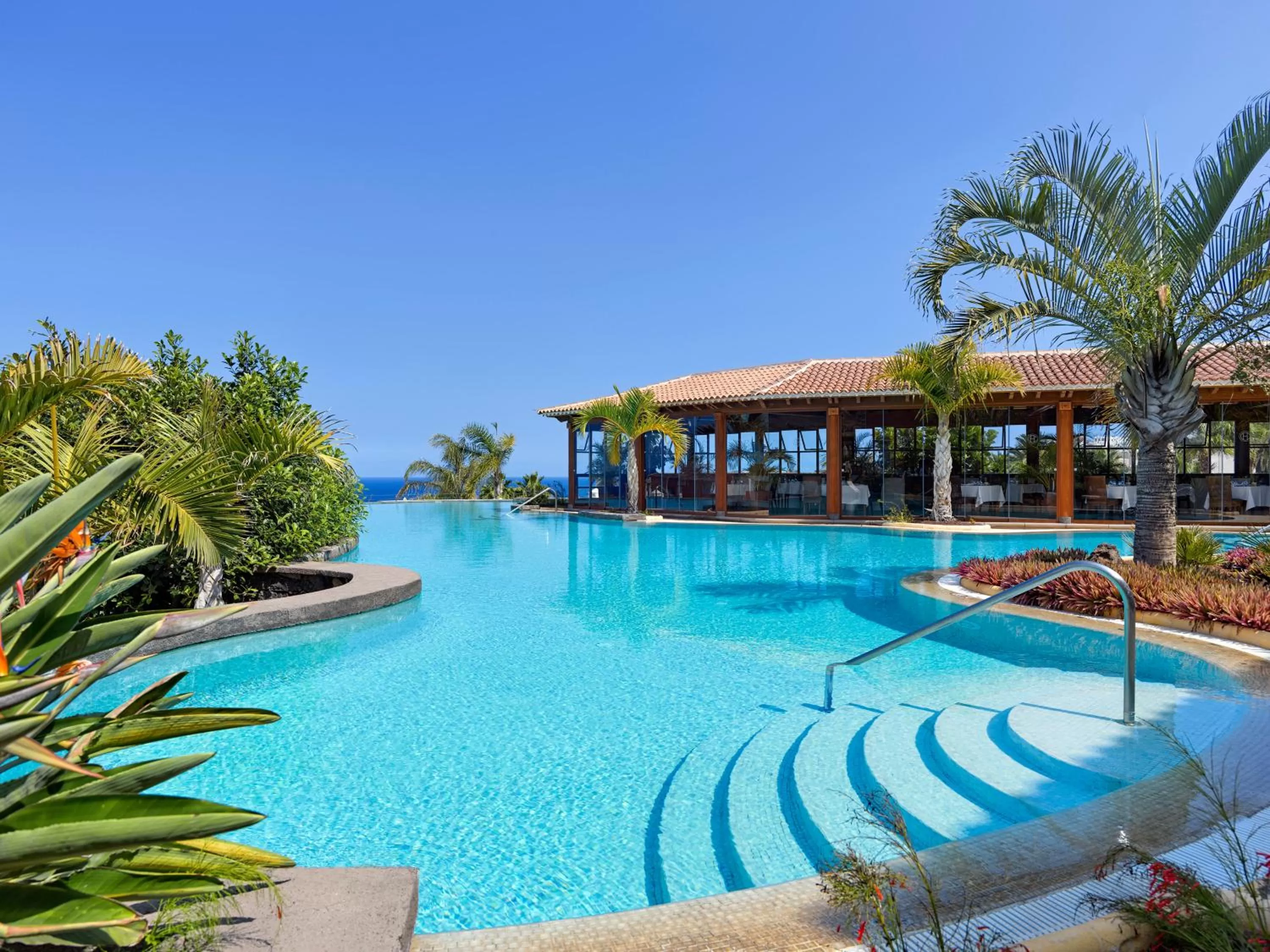 Swimming pool in Hotel Hacienda del Conde Meliá Collection Golf & Spa - Adults Only