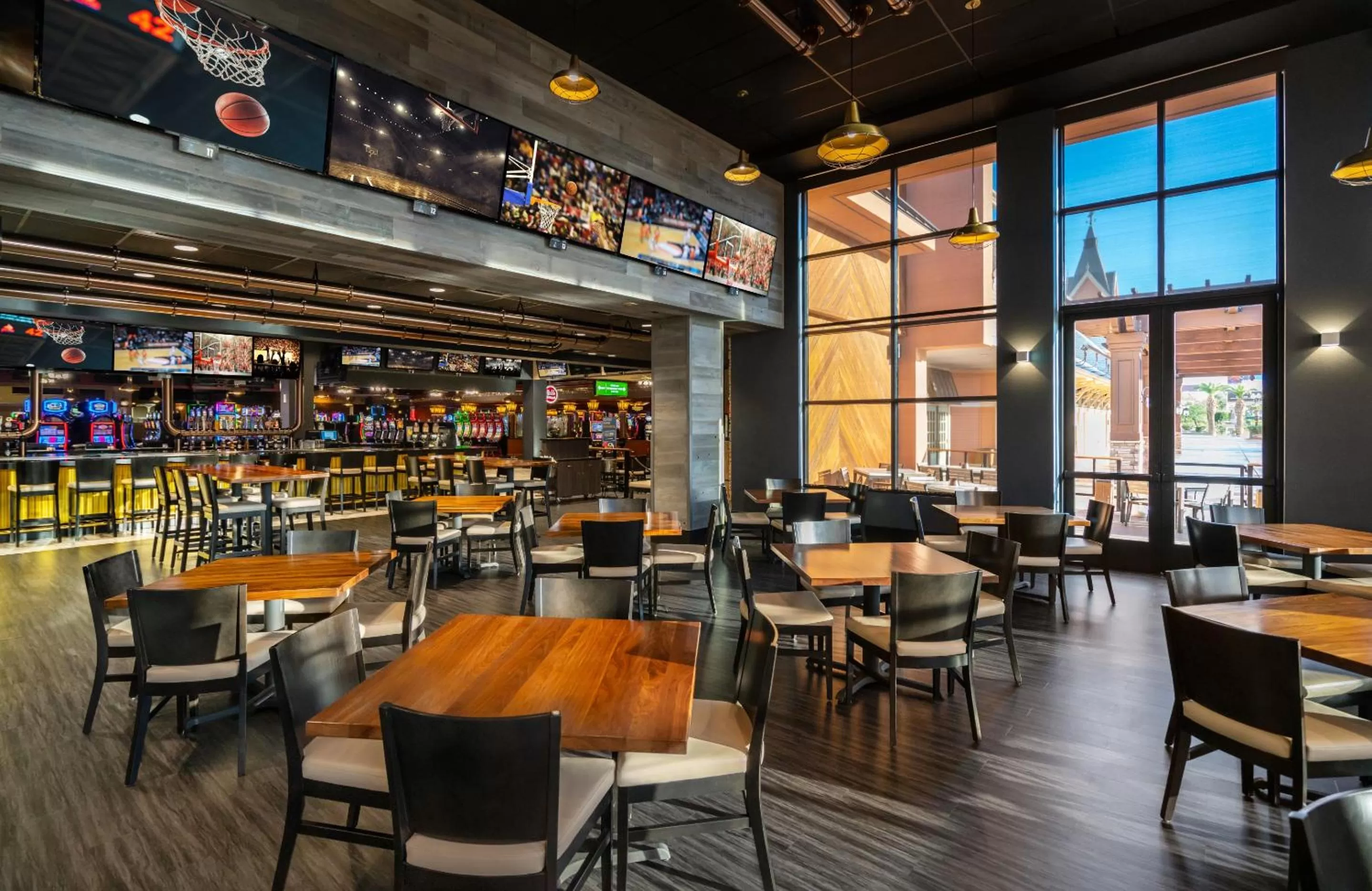 Restaurant/places to eat in Tropicana Laughlin, A Caesars Destination