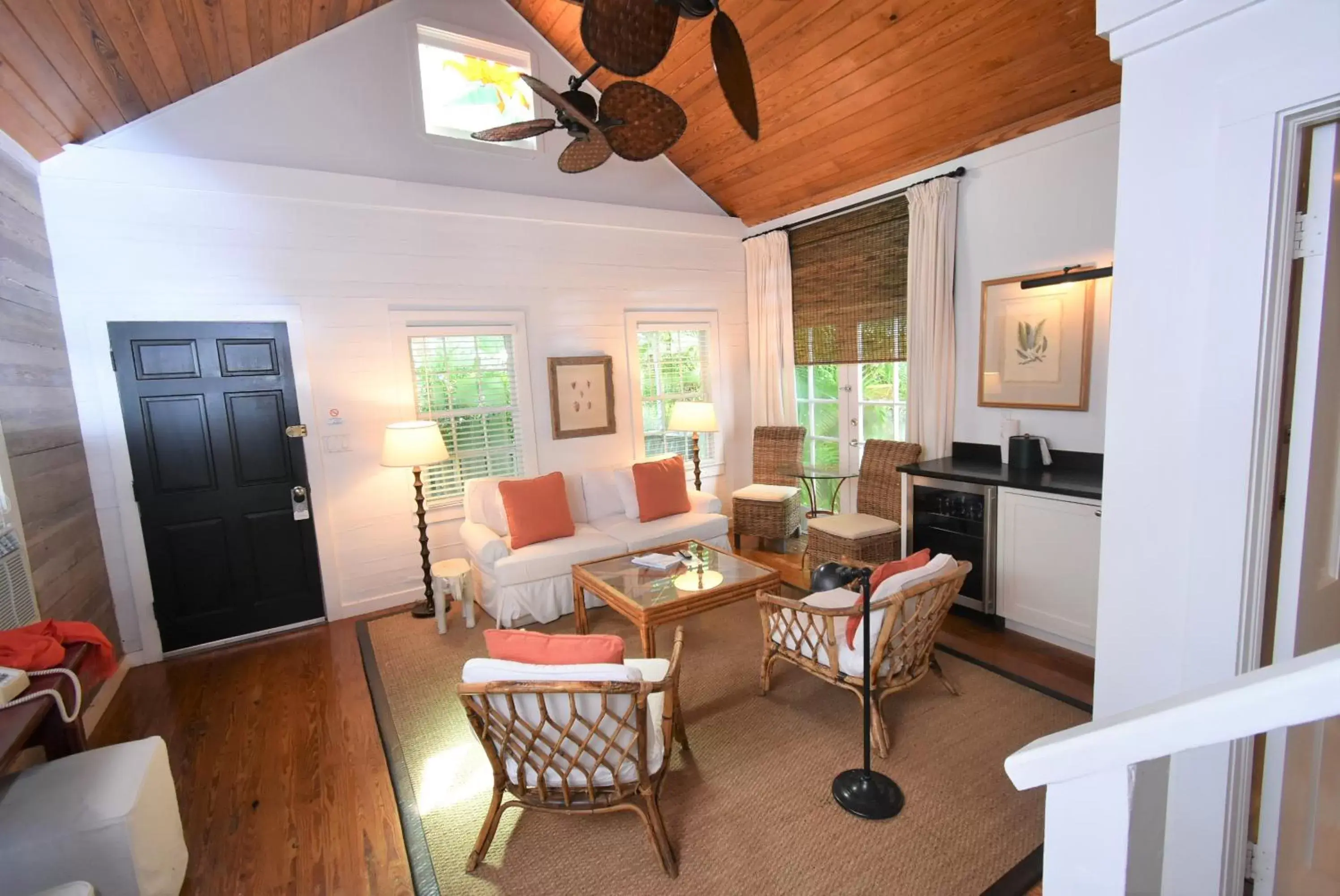 Seating Area in Simonton Court Historic Inn & Cottages