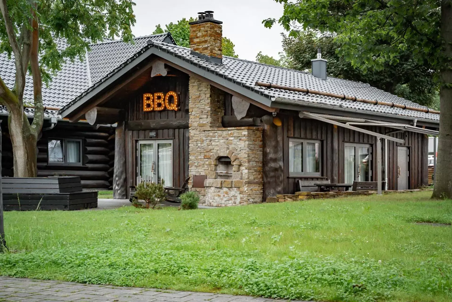 One-Bedroom Chalet in Timberjacks Kassel Motel One-Bedroom Chalet in Timberjacks Kassel Motel