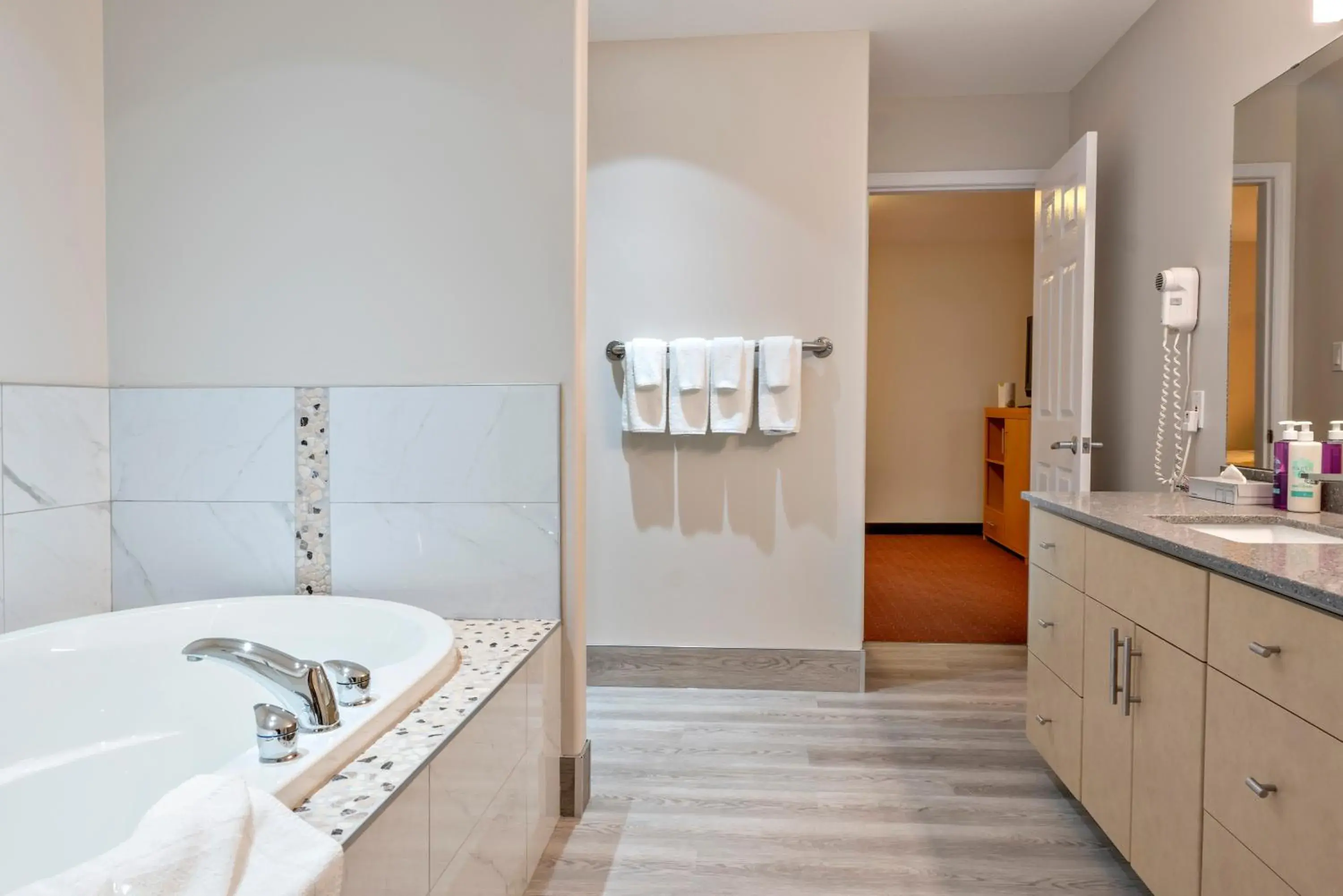 Bath, Bathroom in Coast Osoyoos Beach Hotel