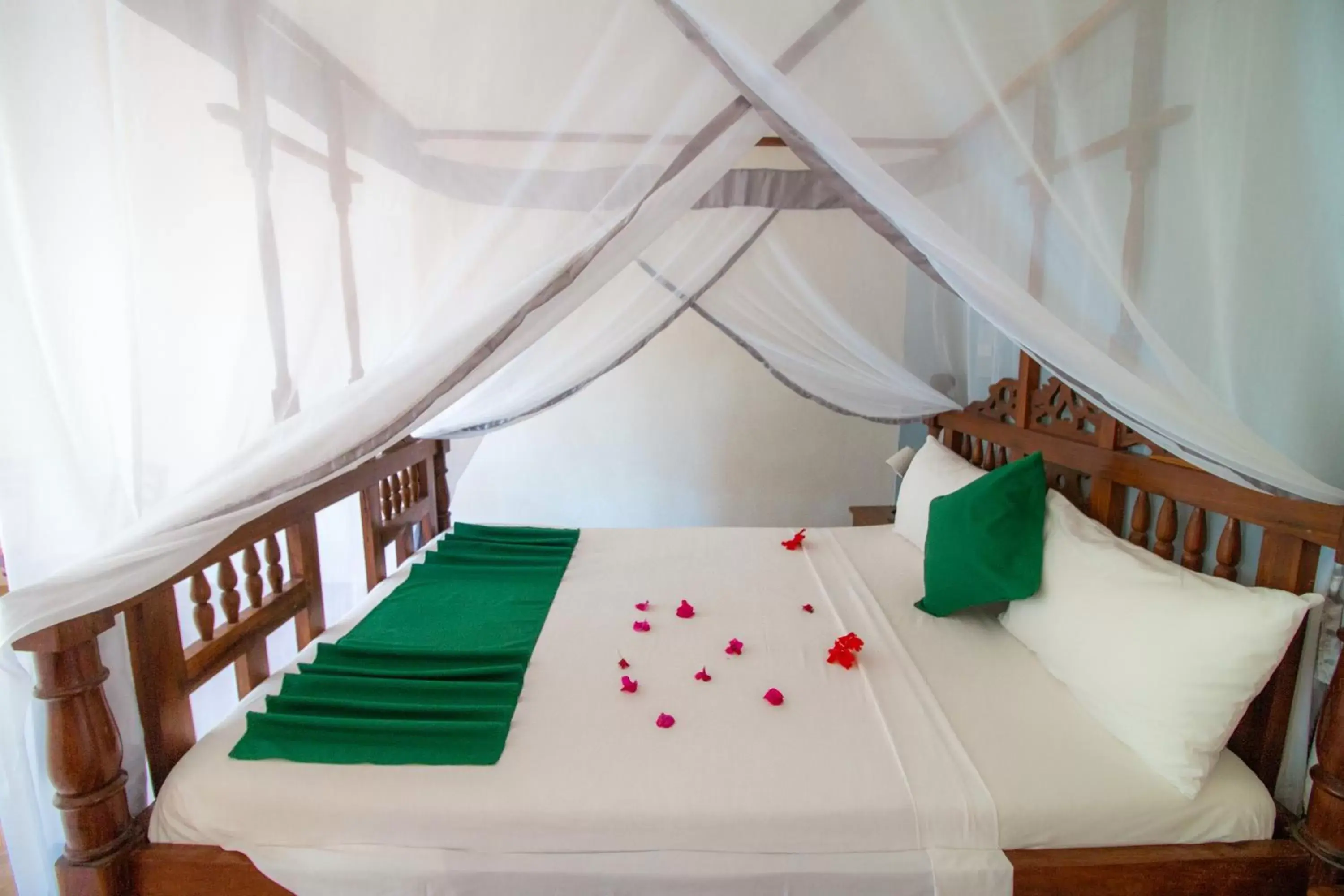 Bed in Tanzanite Beach Resort