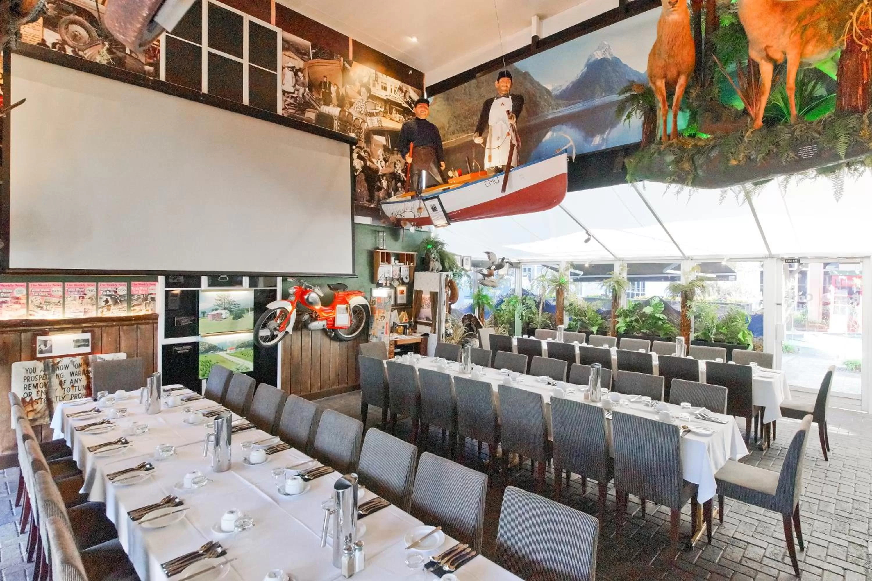 Banquet/Function facilities in Pavilions Hotel