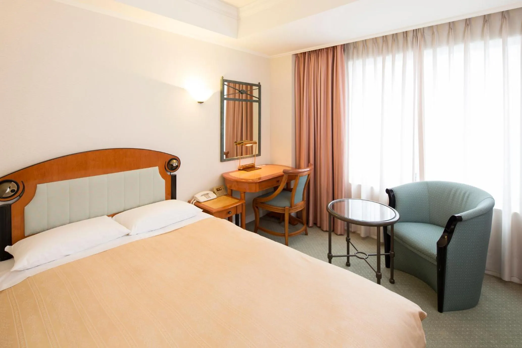 Photo of the whole room, Bed in Hotel East 21 Tokyo