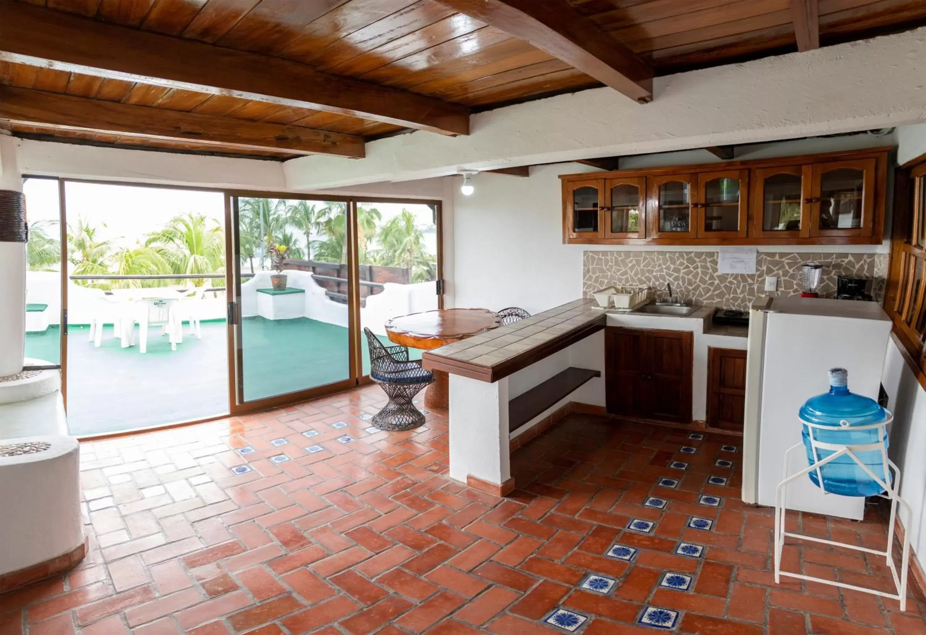 kitchen, Kitchen/Kitchenette in Hotel Bungalows Acuario