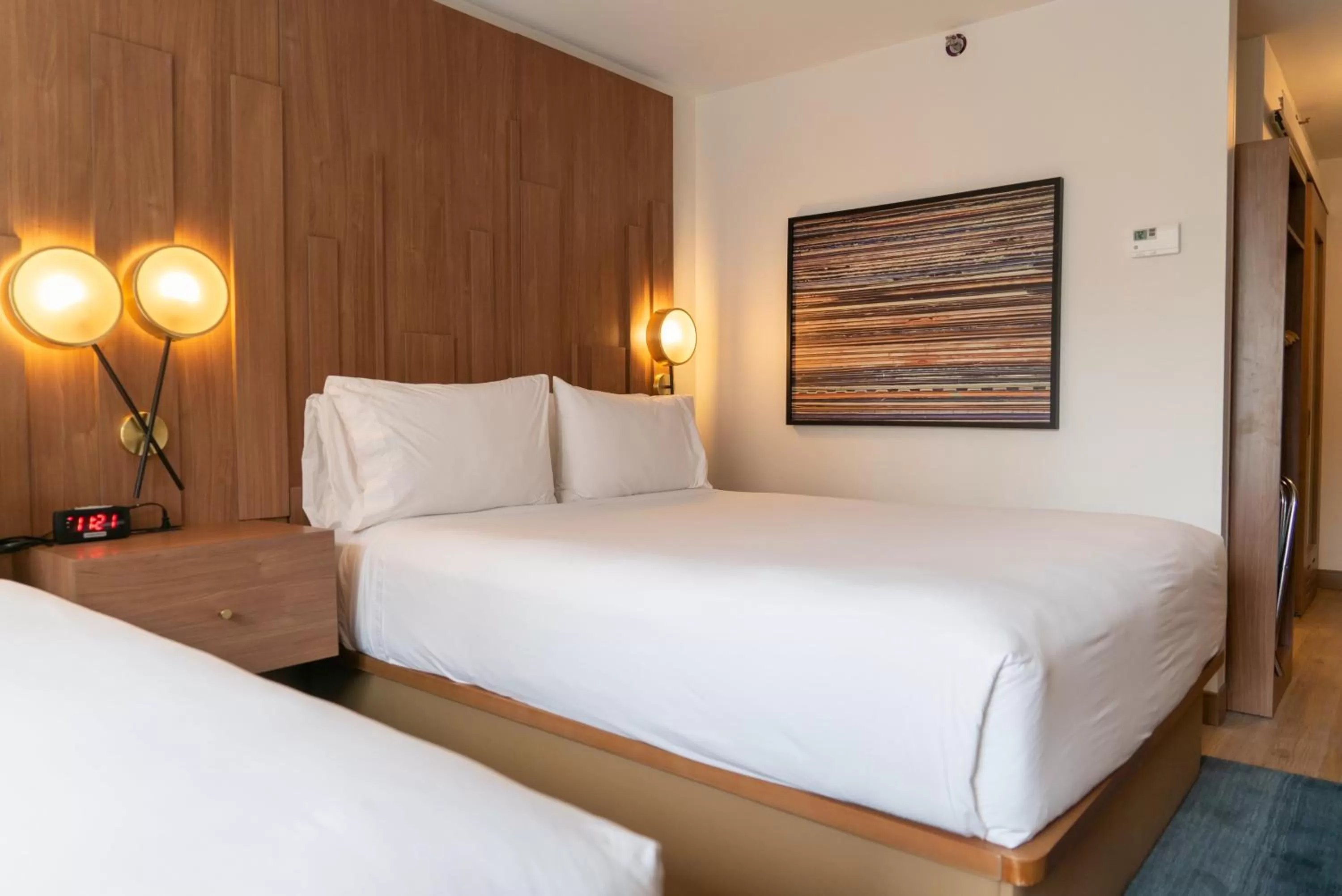 Photo of the whole room, Bed in Hotel Indigo Detroit Downtown by IHG