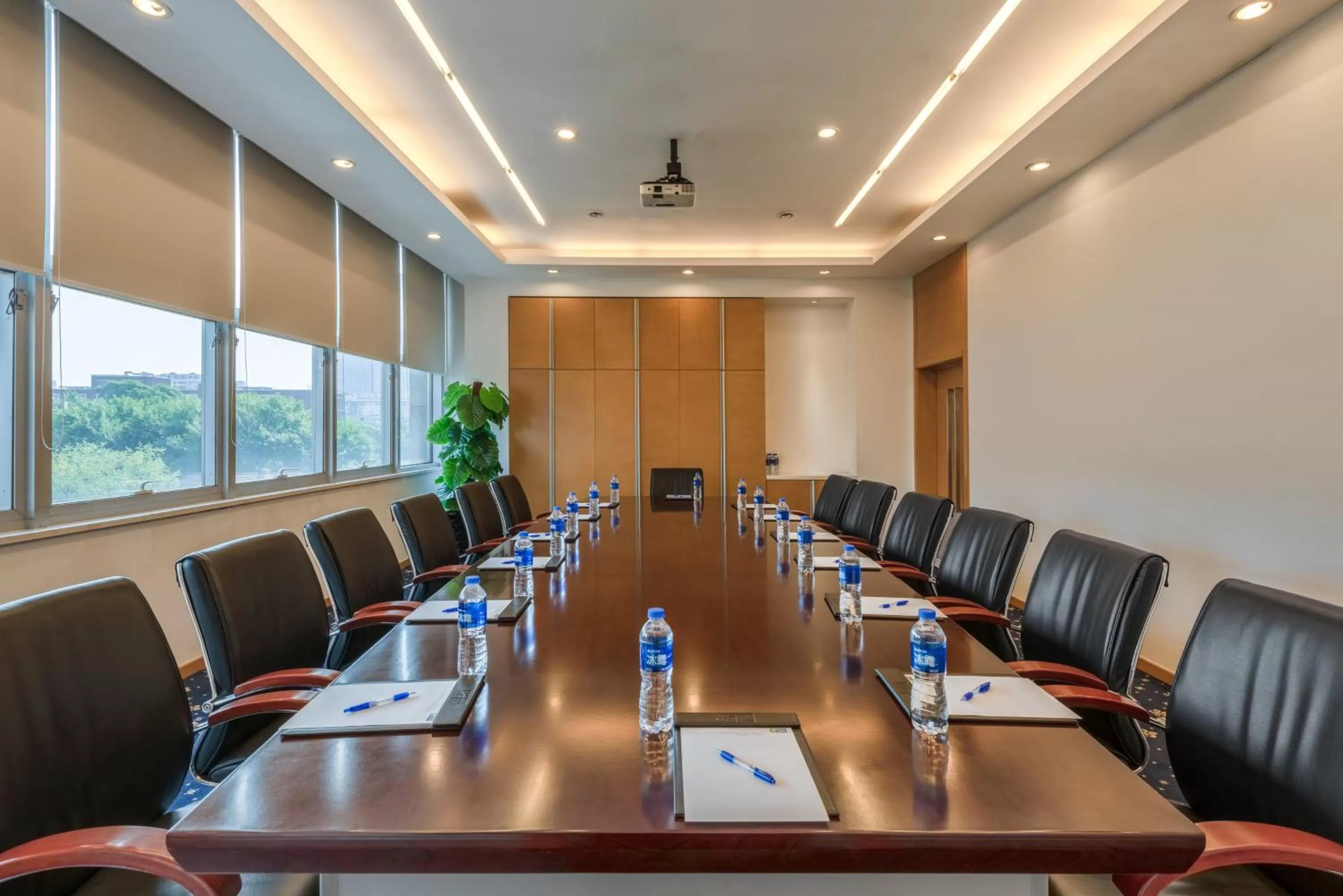 Meeting/conference room in Holiday Inn Express Tianjin Heping by IHG