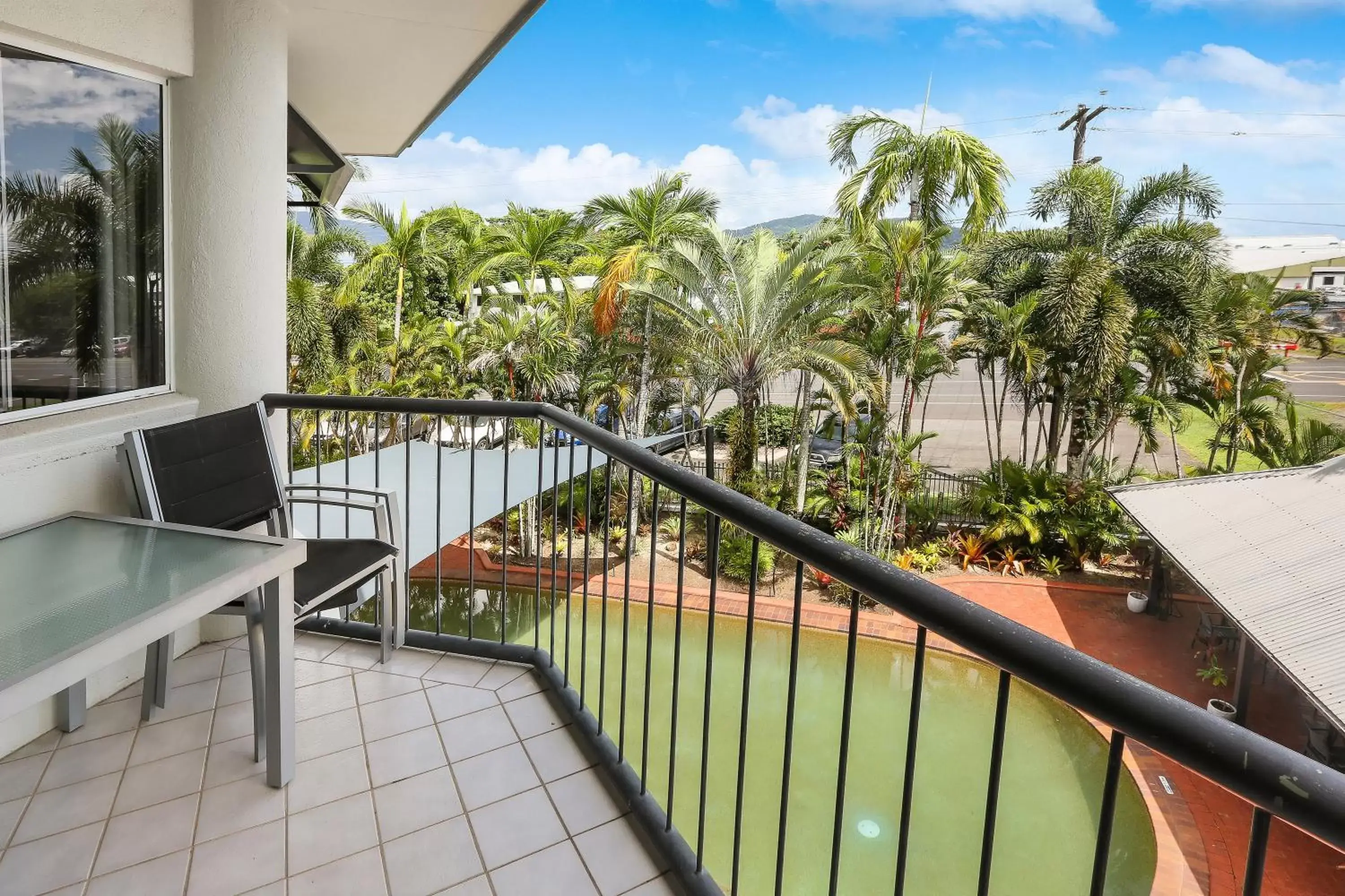 Balcony/Terrace in Citysider Cairns Holiday Apartments