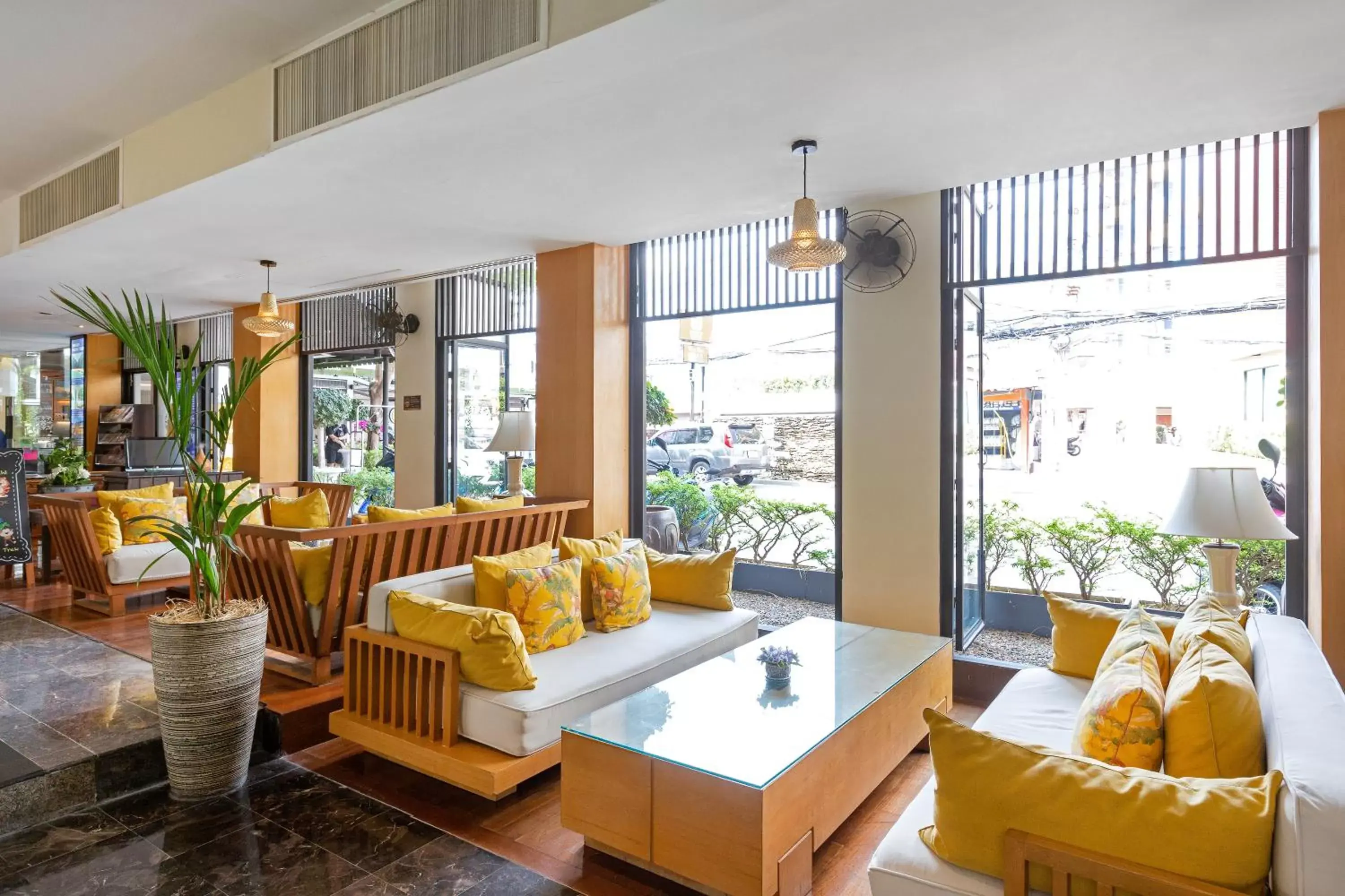 Lobby or reception in Sawaddi Patong Resort & Spa by Tolani - SHA Extra Plus