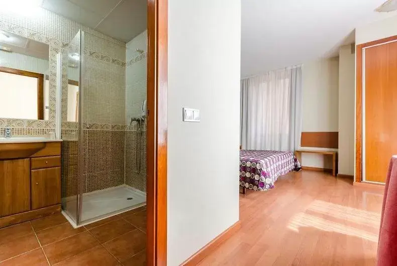 Photo of the whole room, Bathroom in Ele Mirador de Santa Ana