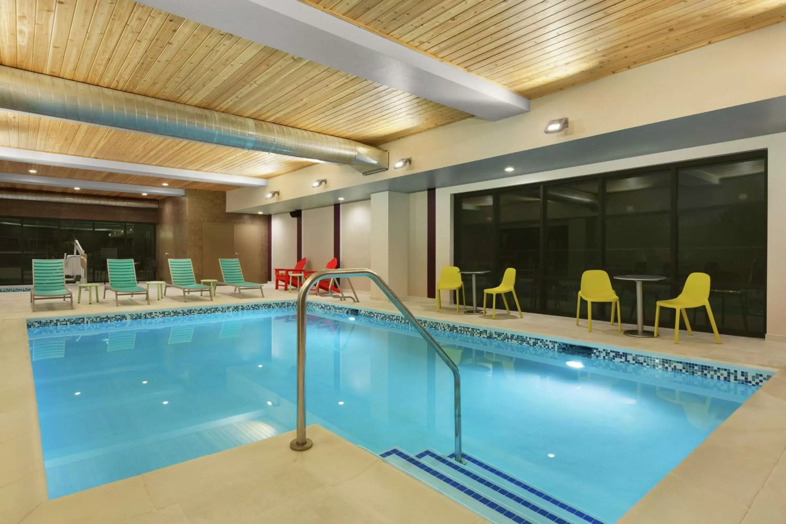 Pool view, Swimming Pool in Home2 Suites By Hilton Portland Airport