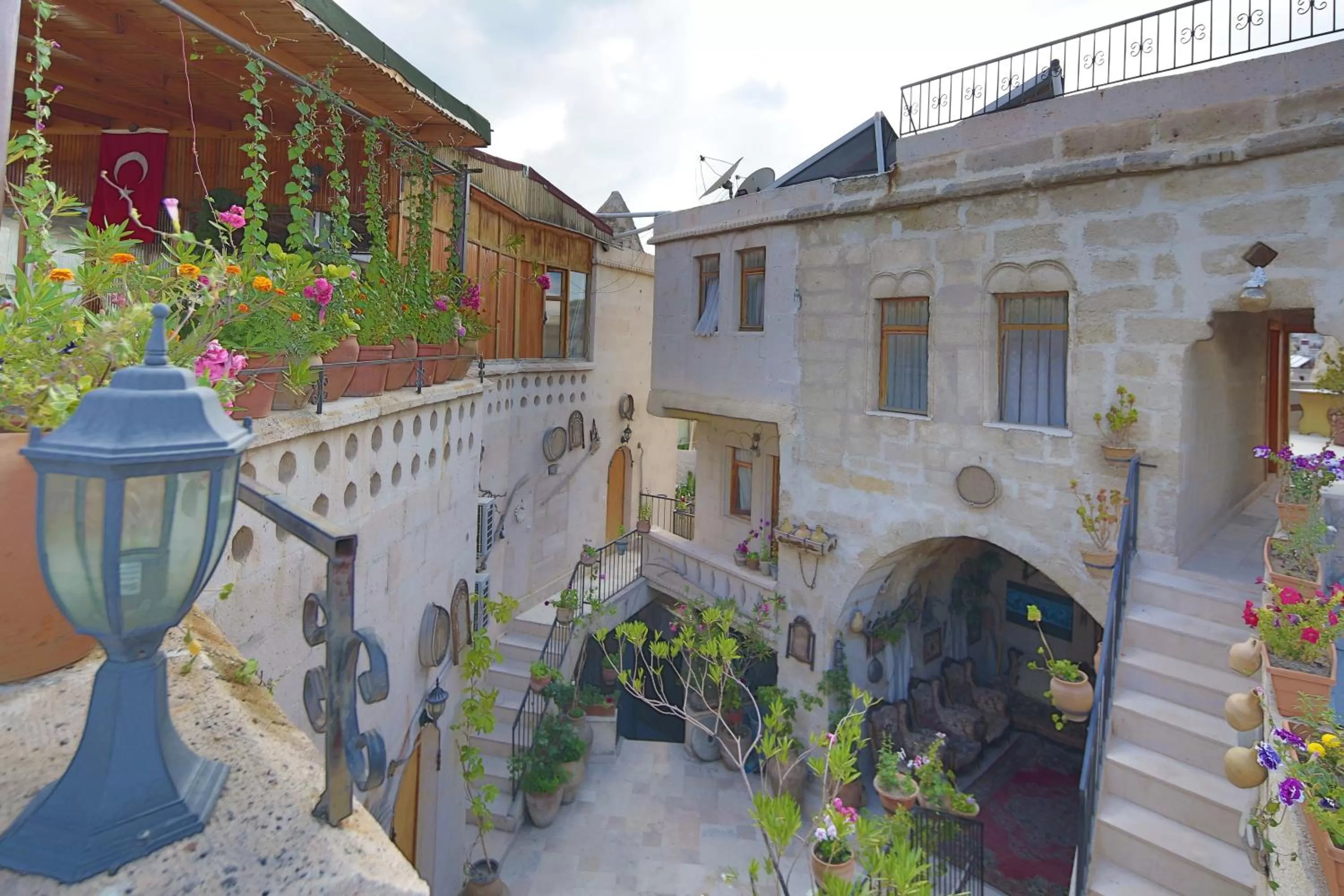 Garden view in Kookaburra Hotel