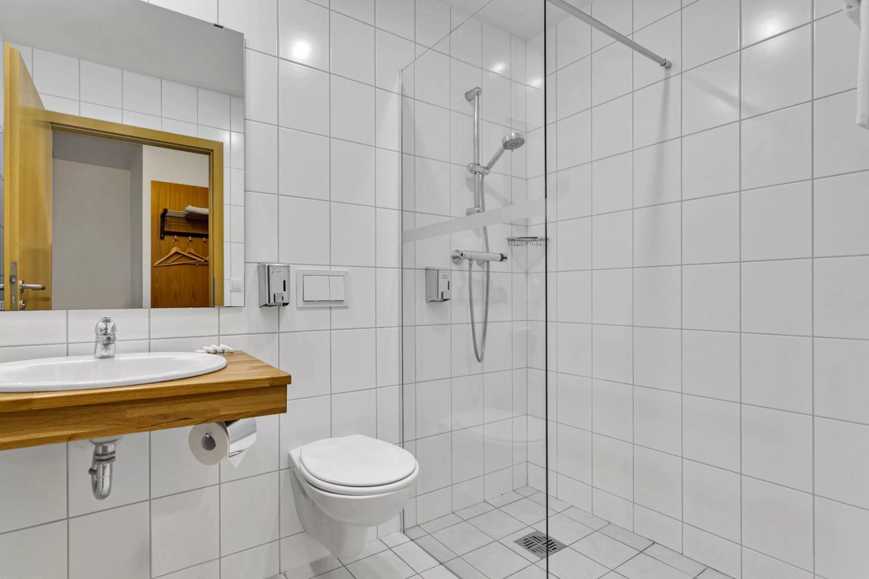 Bathroom in Aurora Hotel at Reykjavik-Keflavik Airport Terminal KEF