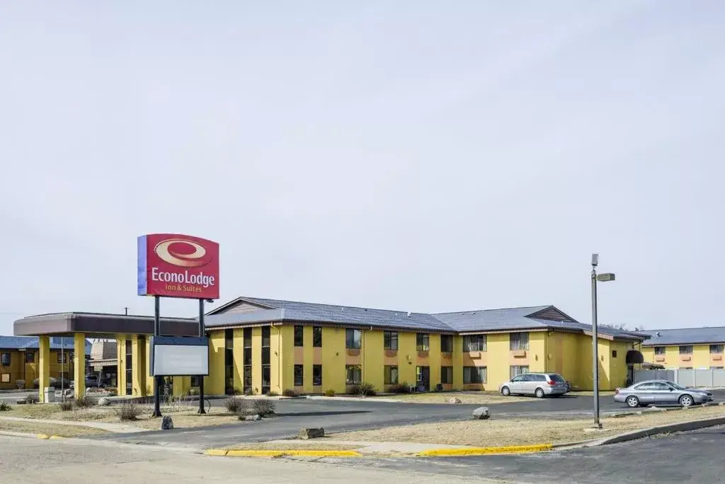 Bird's eye view, Property Building in Econo Lodge Inn & Suites