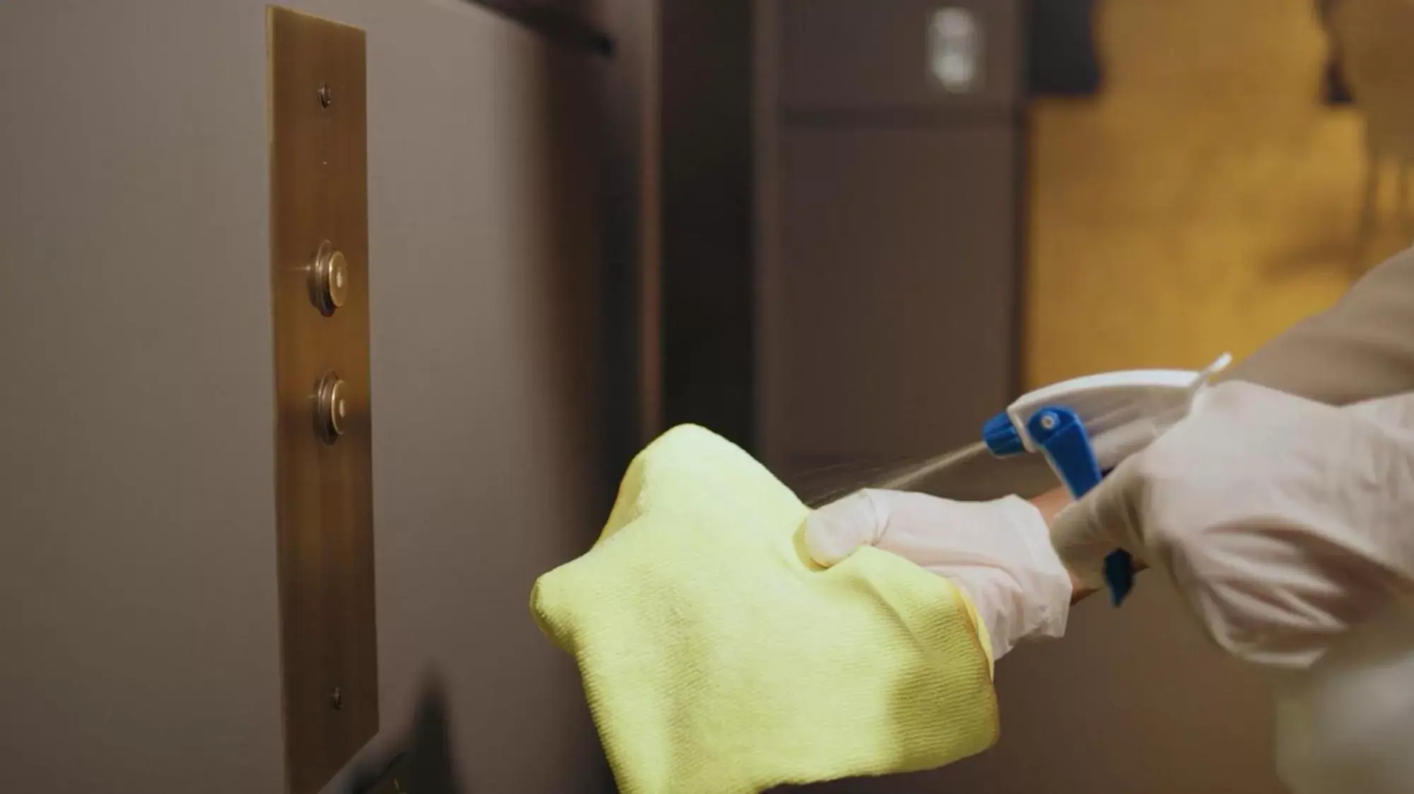 Facade/entrance in Holiday Inn Express Ahmedabad Prahlad Nagar by IHG Facade/entrance in Holiday Inn Express Ahmedabad Prahlad Nagar by IHG