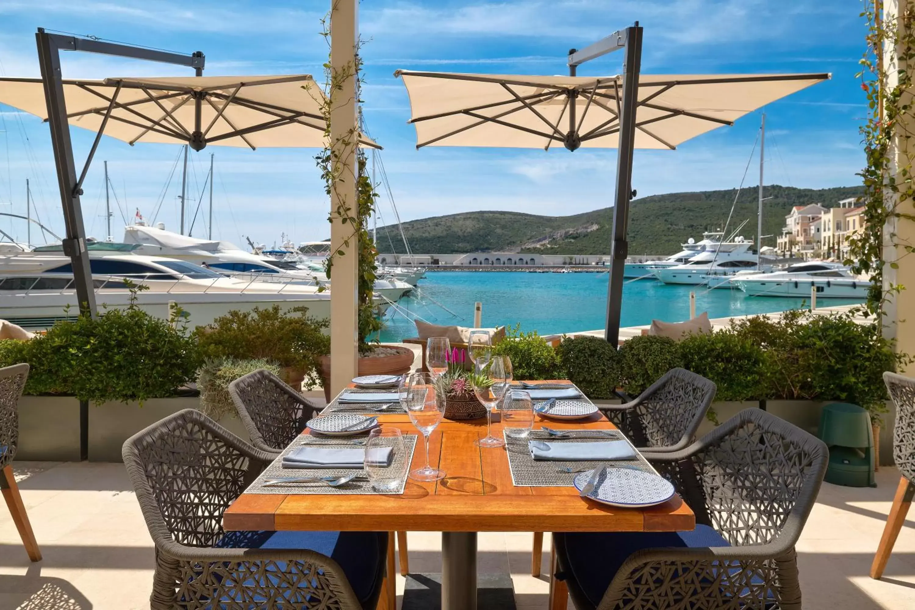 Restaurant/Places to Eat in The Chedi Luštica Bay