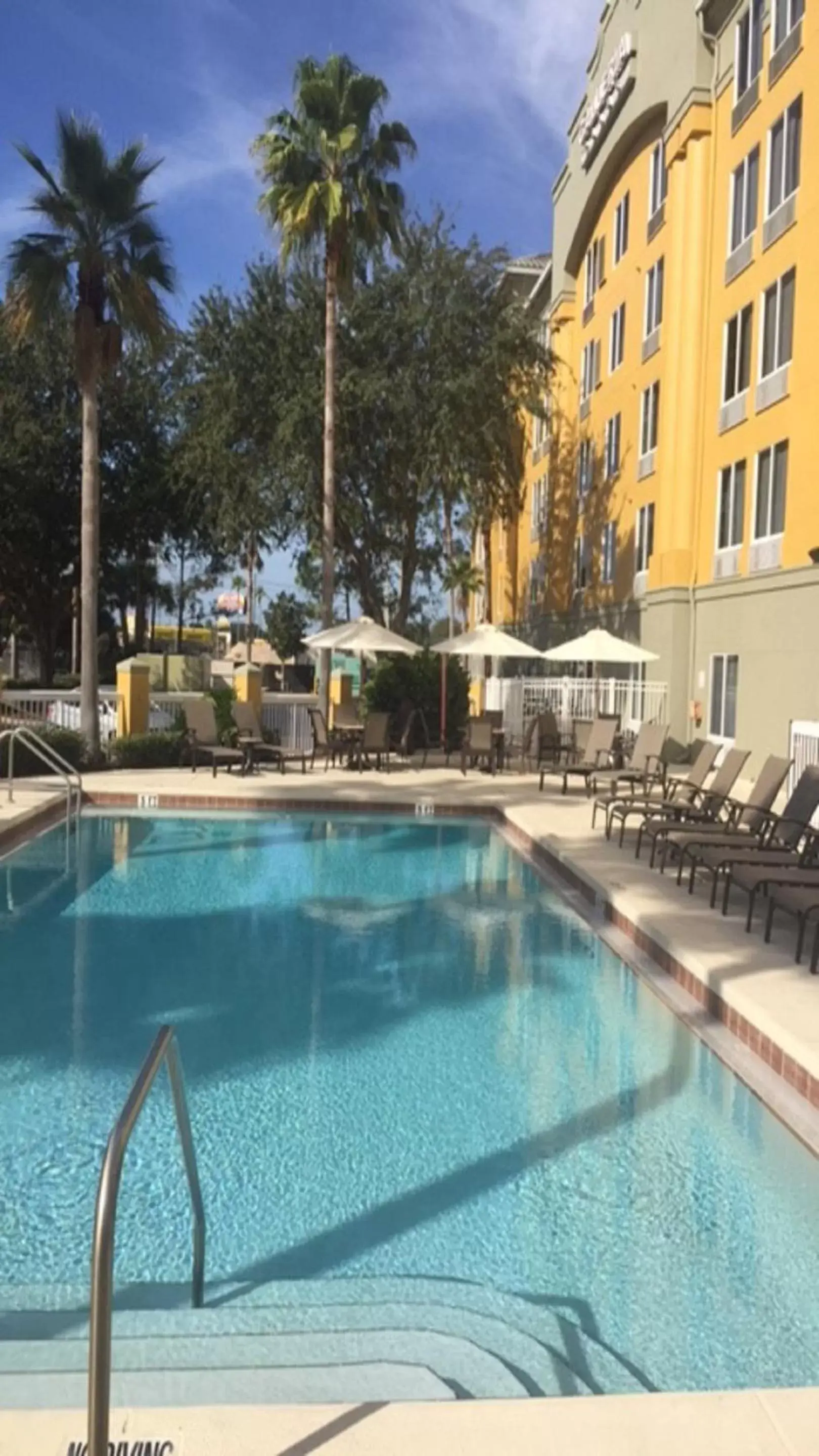 Balcony/Terrace, Swimming Pool in Galleria Palms Orlando