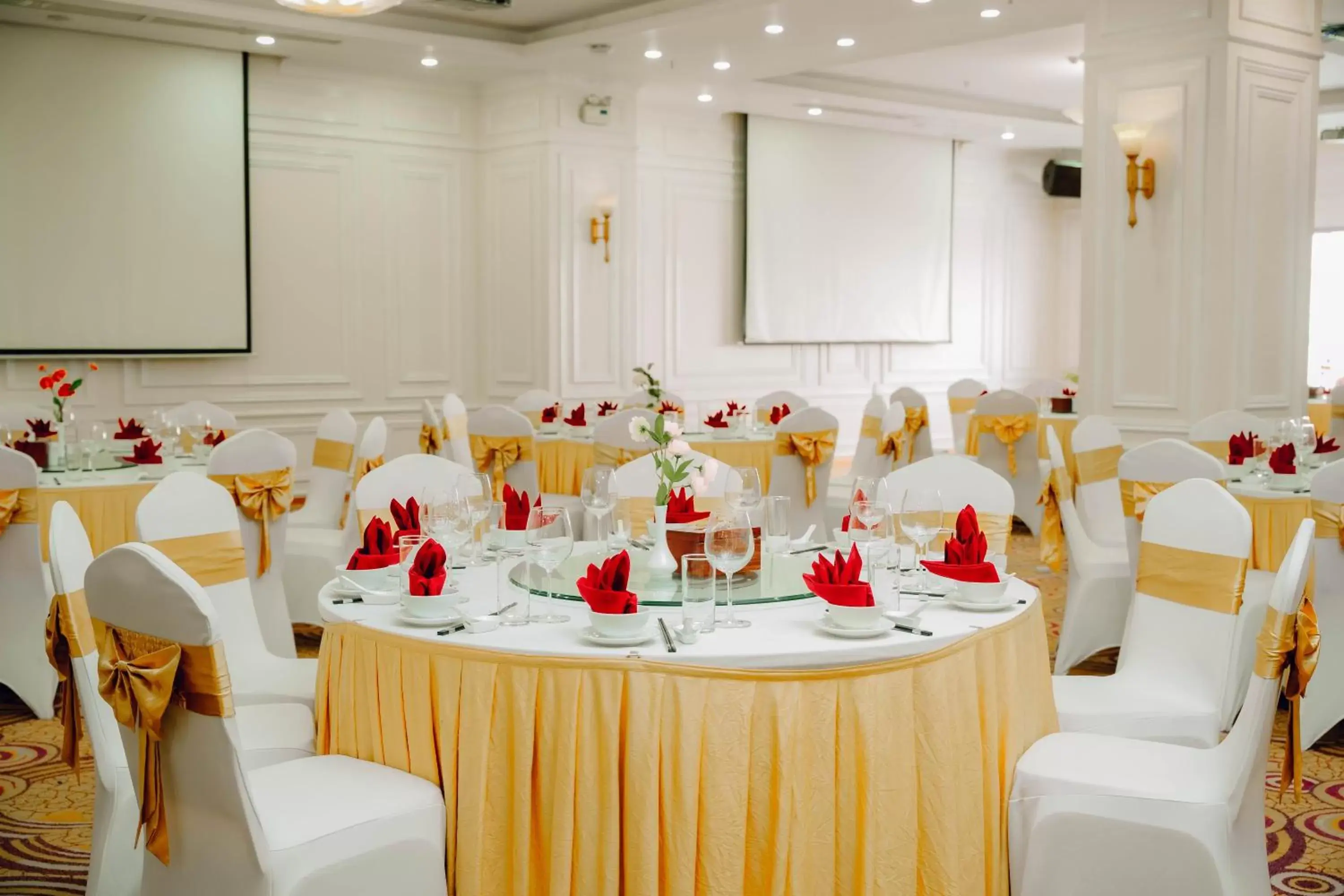 Banquet/Function facilities, Banquet Facilities in A25 Luxury Hotel