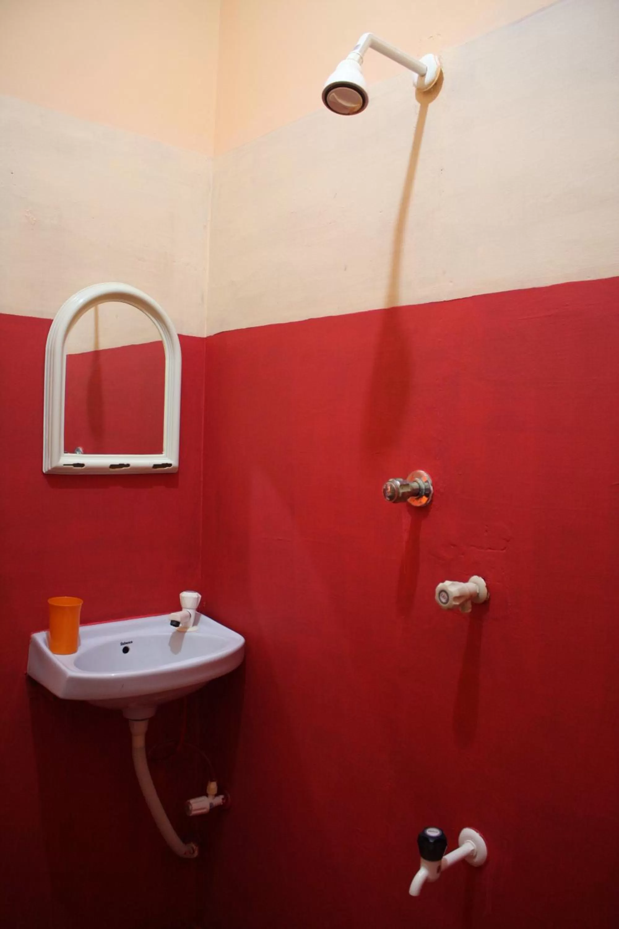 Bathroom in Sukriti beach Resort