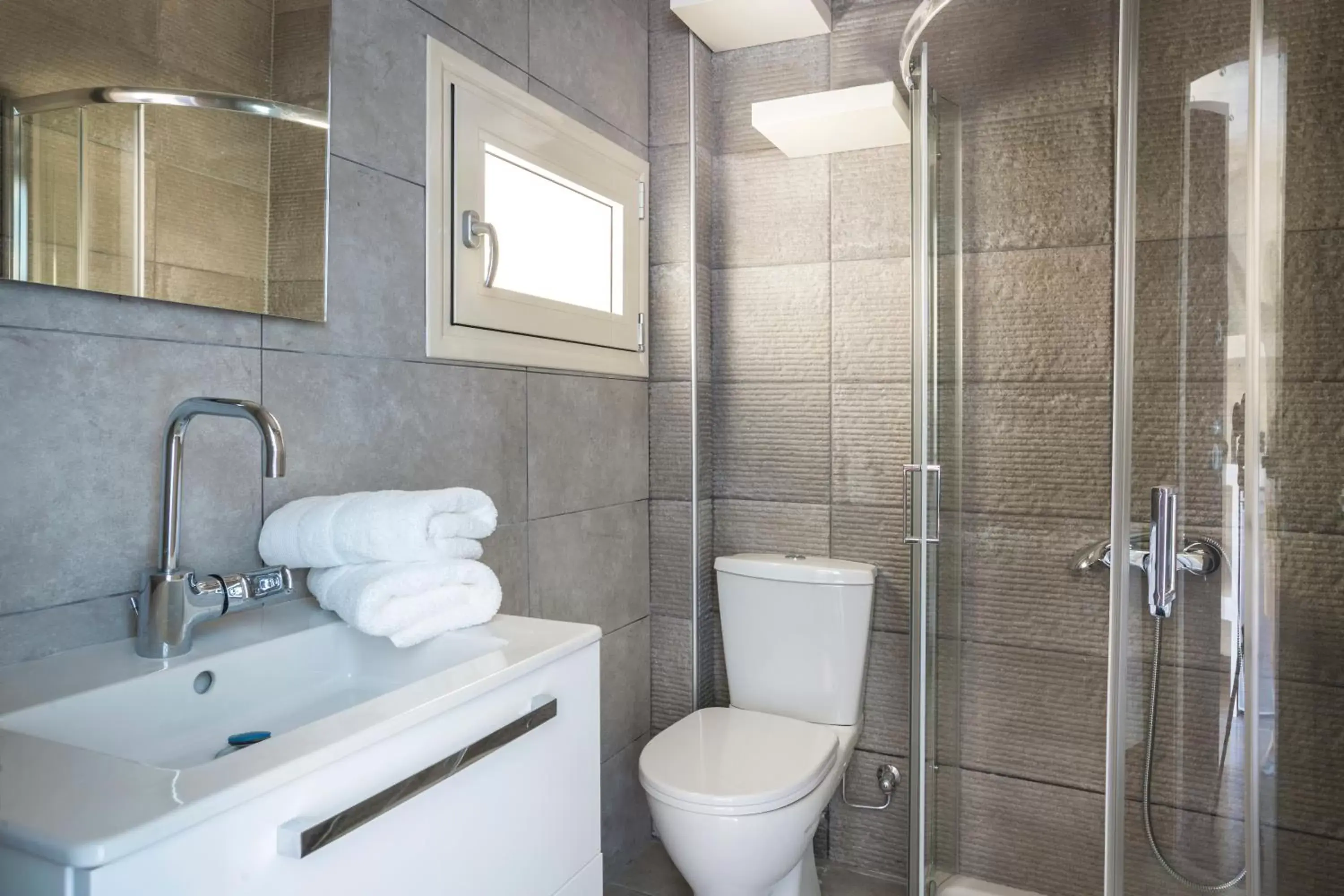Bathroom in Argostoli Marina Suites