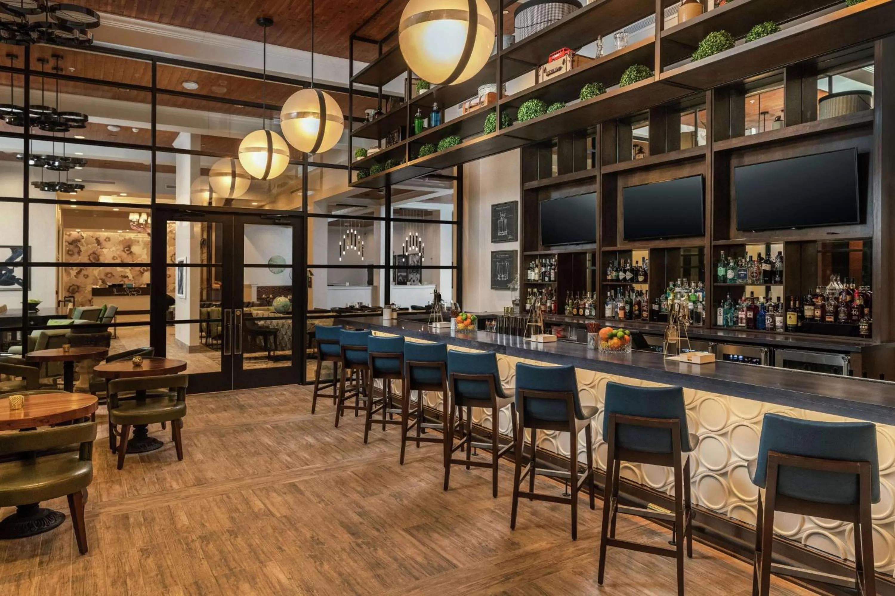 Lounge or bar in Hilton Garden Inn Memphis Downtown Beale Street