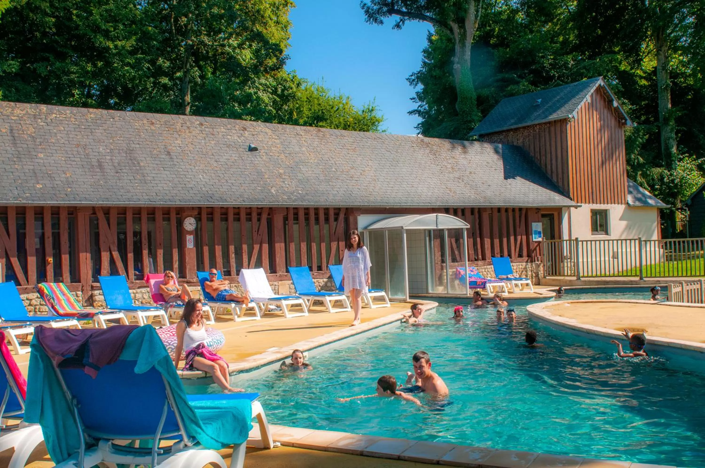 Pool view, Swimming Pool in Goélia Résidence Du Parc