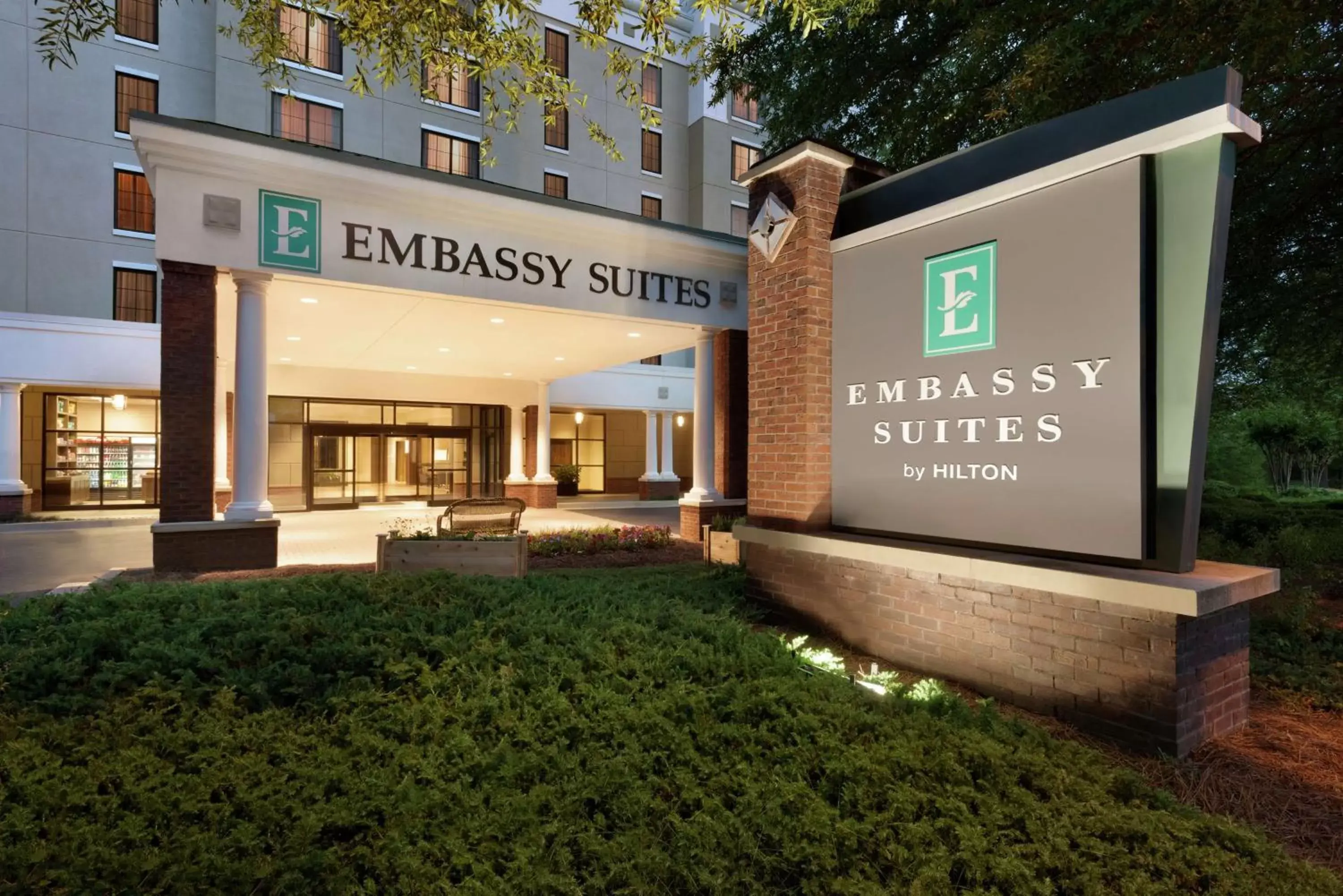 Property building in Embassy Suites by Hilton Atlanta Alpharetta