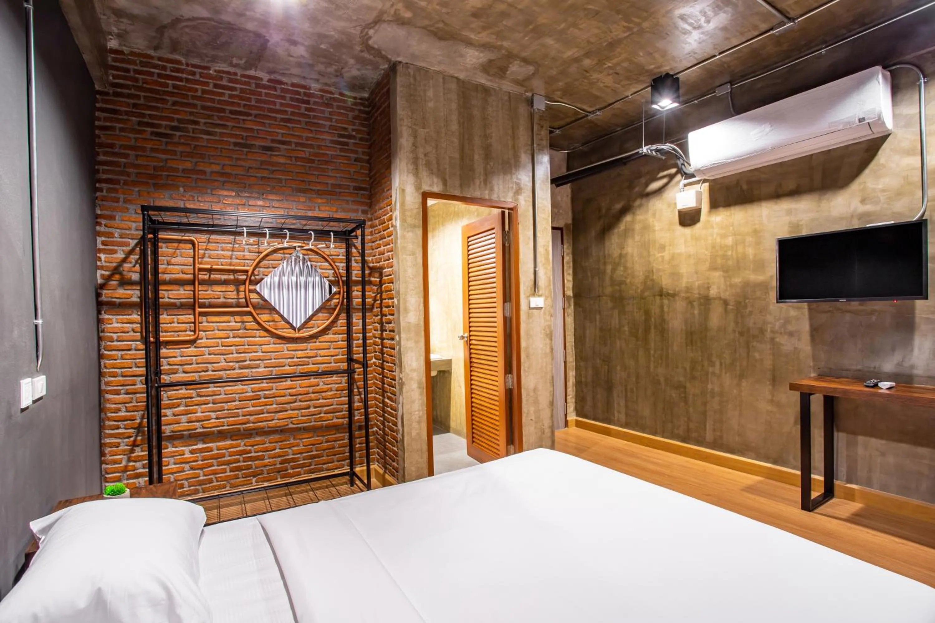 Photo of the whole room, Bed in Kaen Hostel