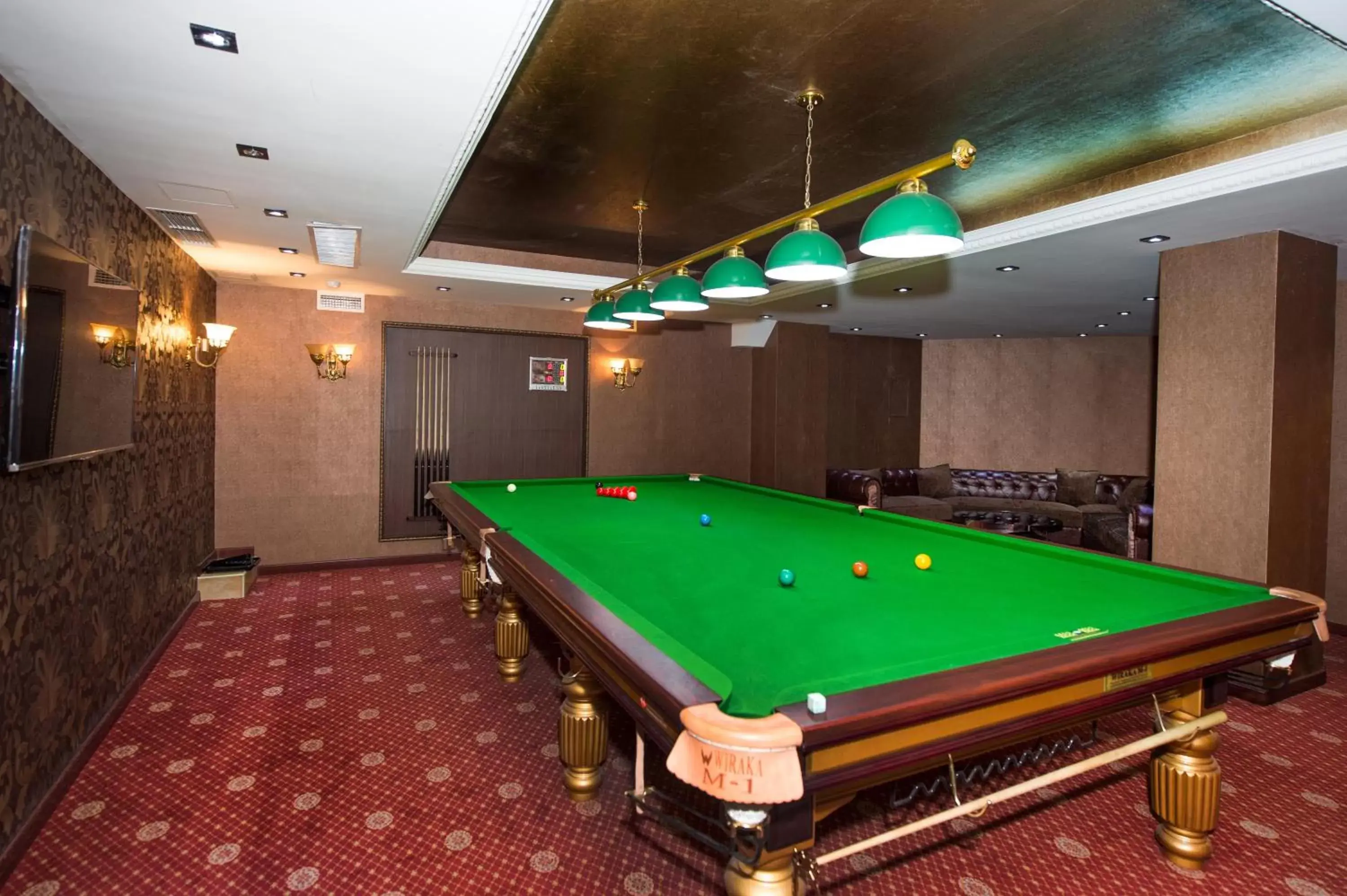 Billiard, Billiards in Bishrelt Hotel