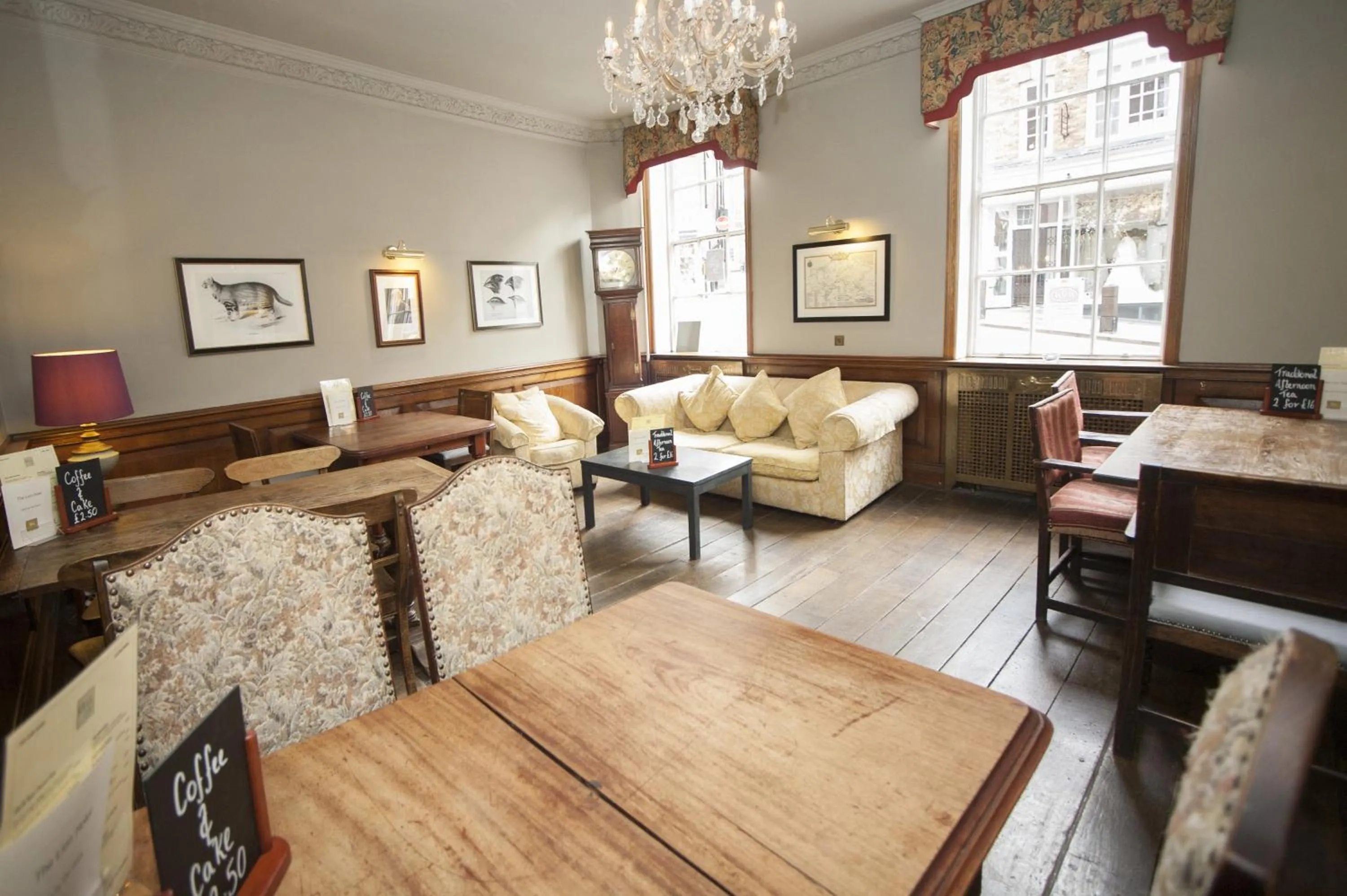 Lounge or bar in The Lion Hotel Shrewsbury